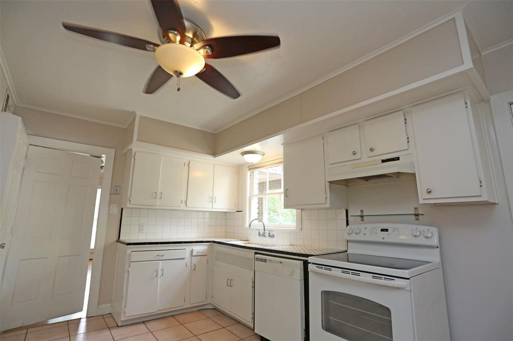 5625 Jackson Street Property Photo 9