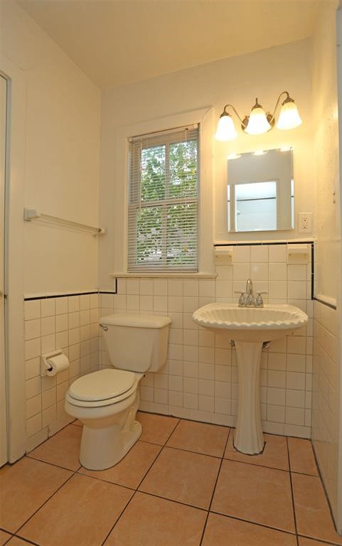 5625 Jackson Street Property Photo 15
