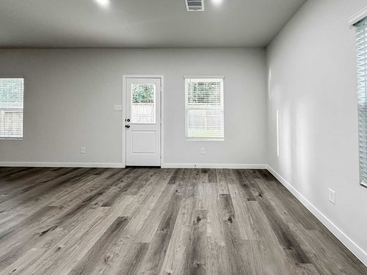 7934 Alset Dr Property Photo 8