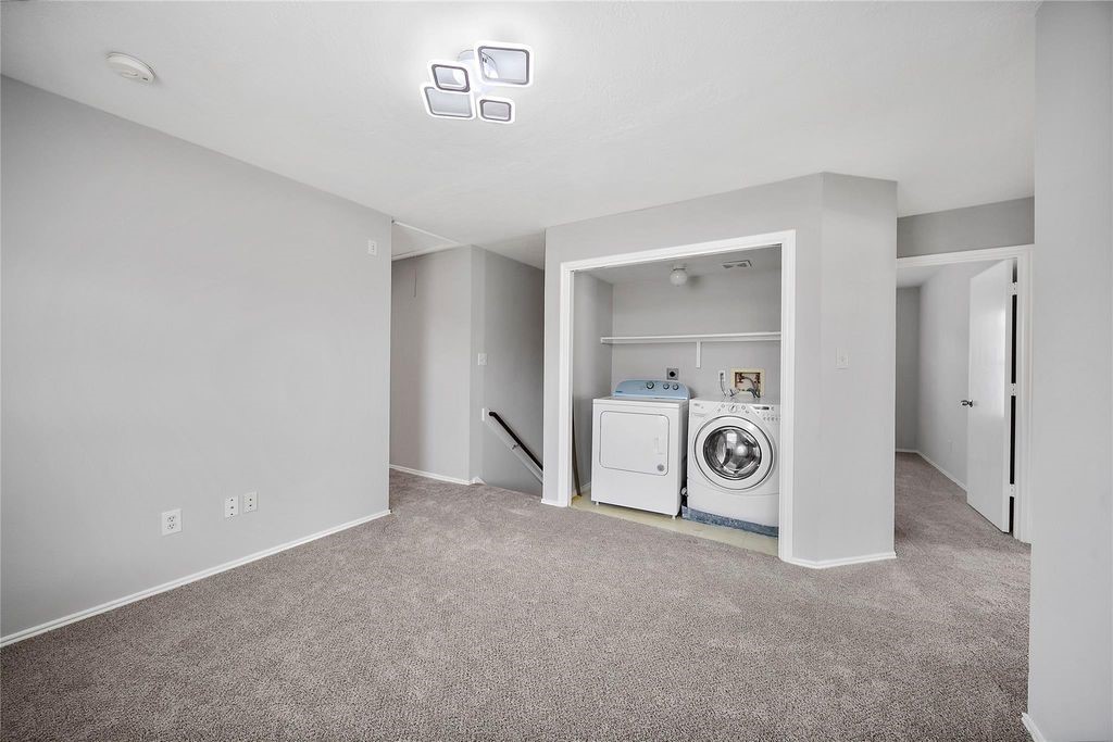 3106 Snug Harbour Court Property Photo 12