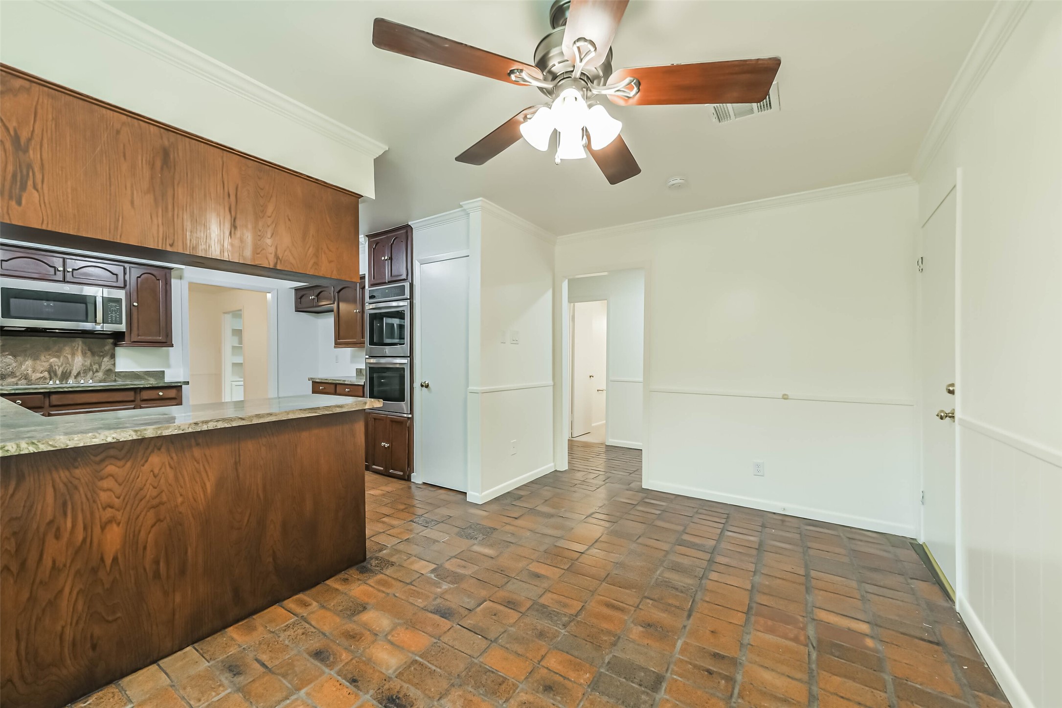 3111 Rockyridge Drive Property Photo 19
