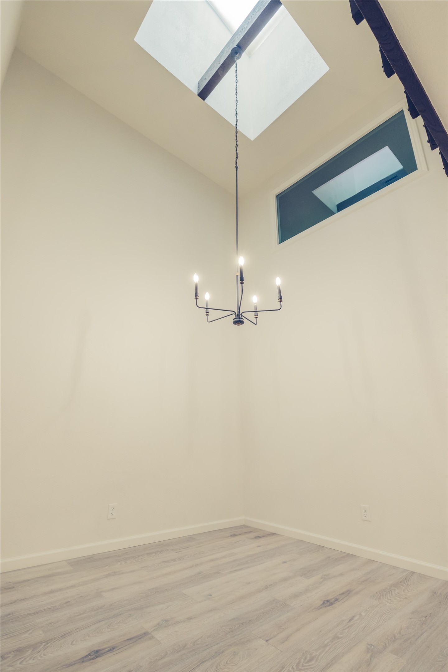 12553 Wellington Park Drive Property Photo 8