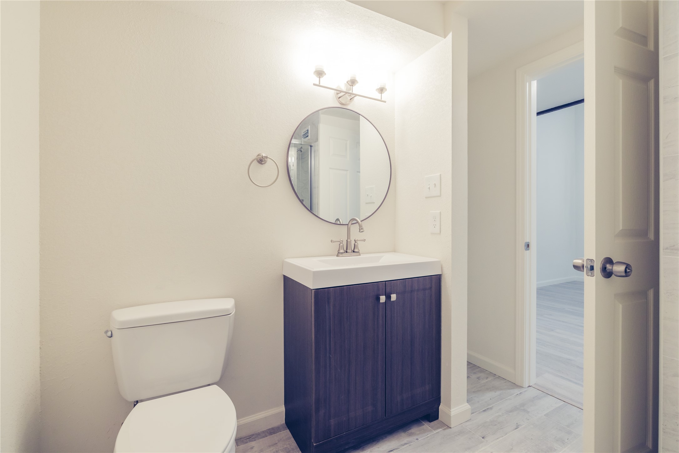 12553 Wellington Park Drive Property Photo 12