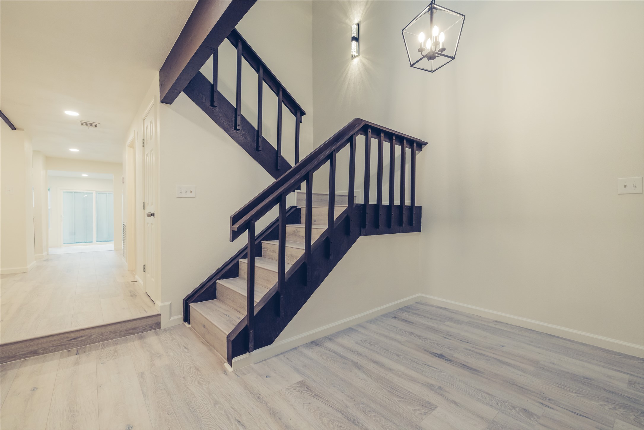 12553 Wellington Park Drive Property Photo 13