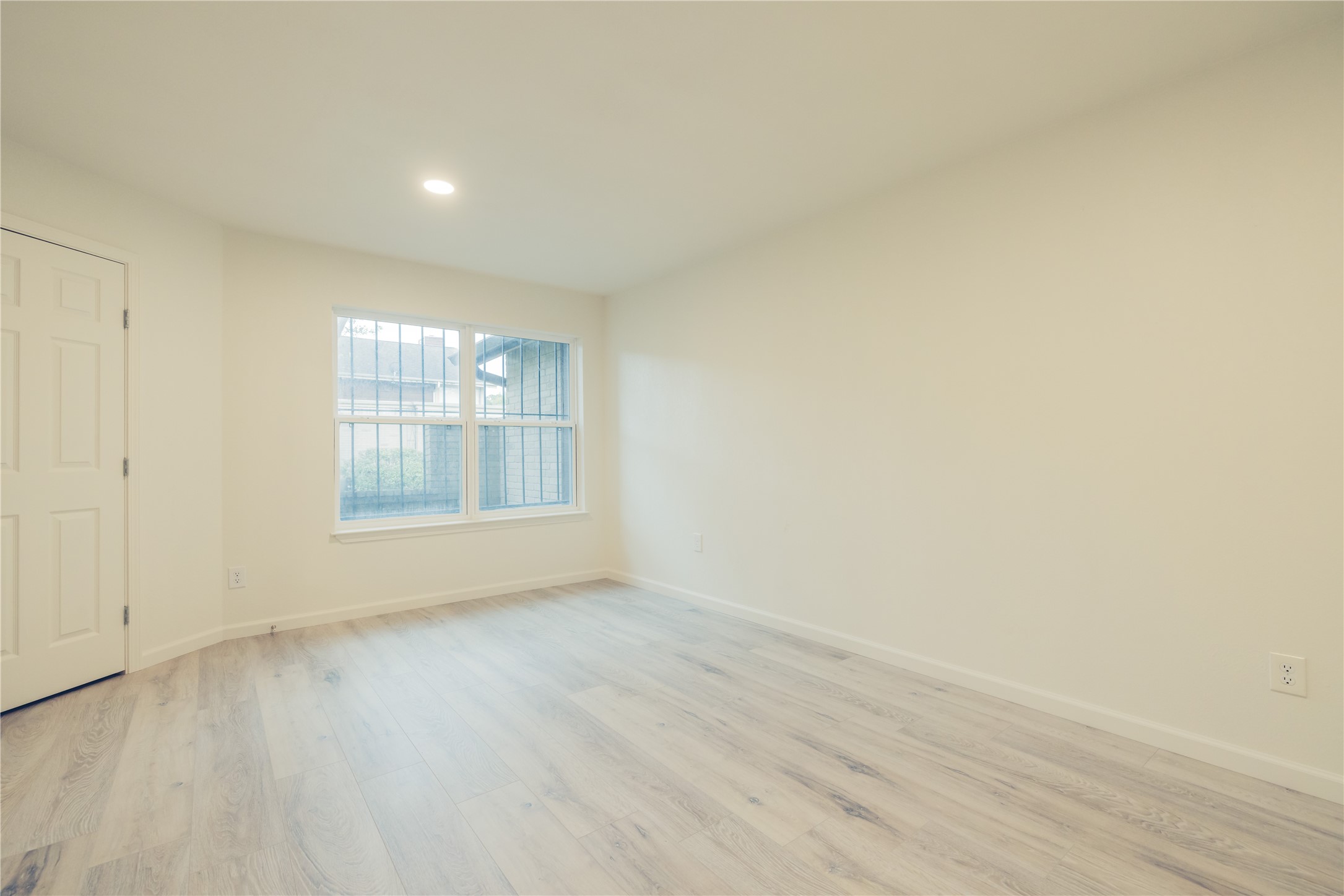 12553 Wellington Park Drive Property Photo 14