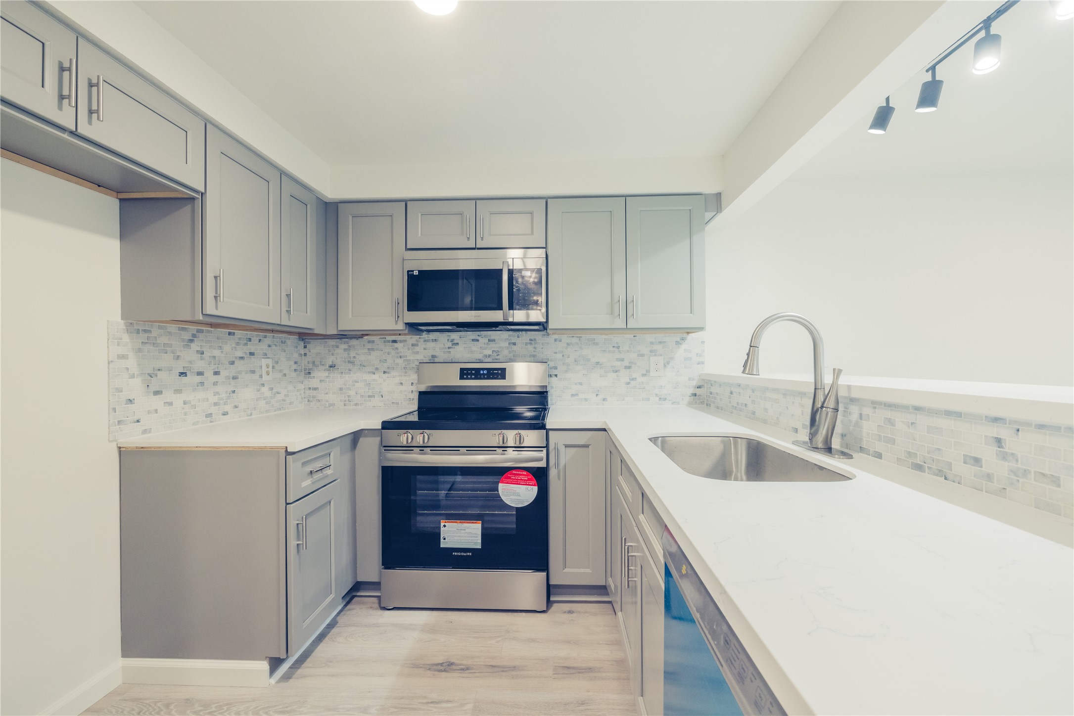 12553 Wellington Park Drive Property Photo 38