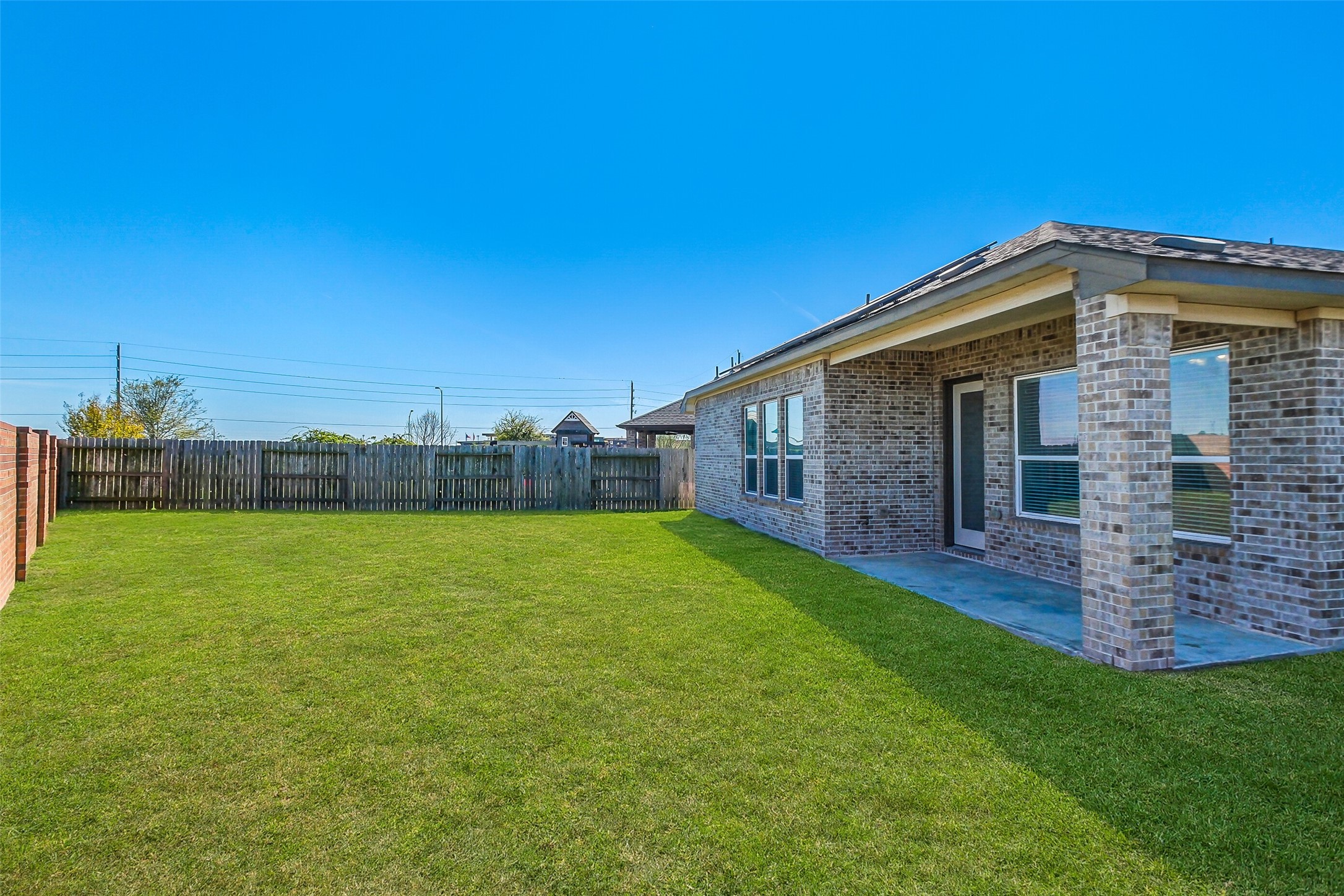 10906 Avana Falls Lane Property Photo 32