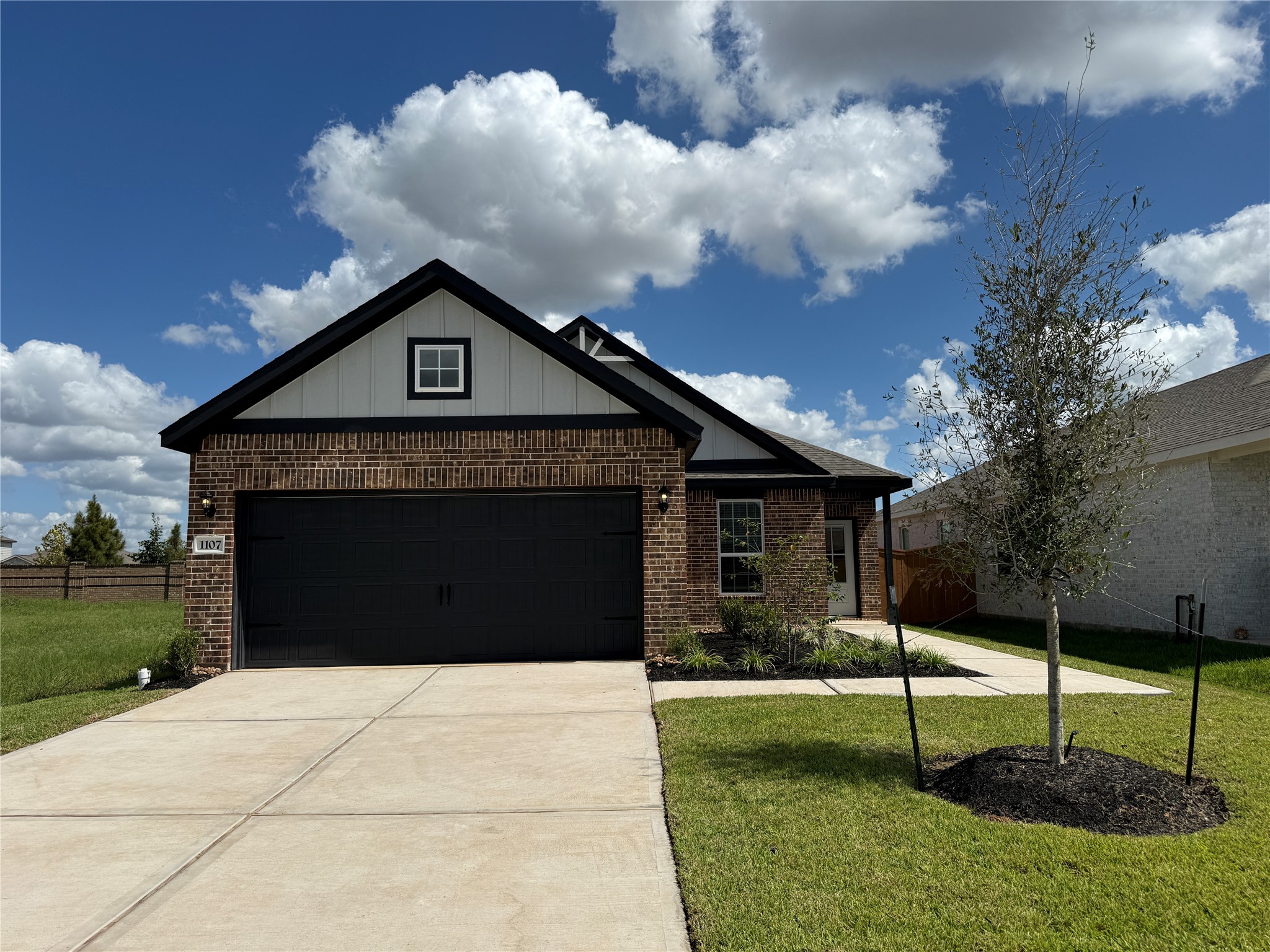 1107 Campside Drive Property Photo 1