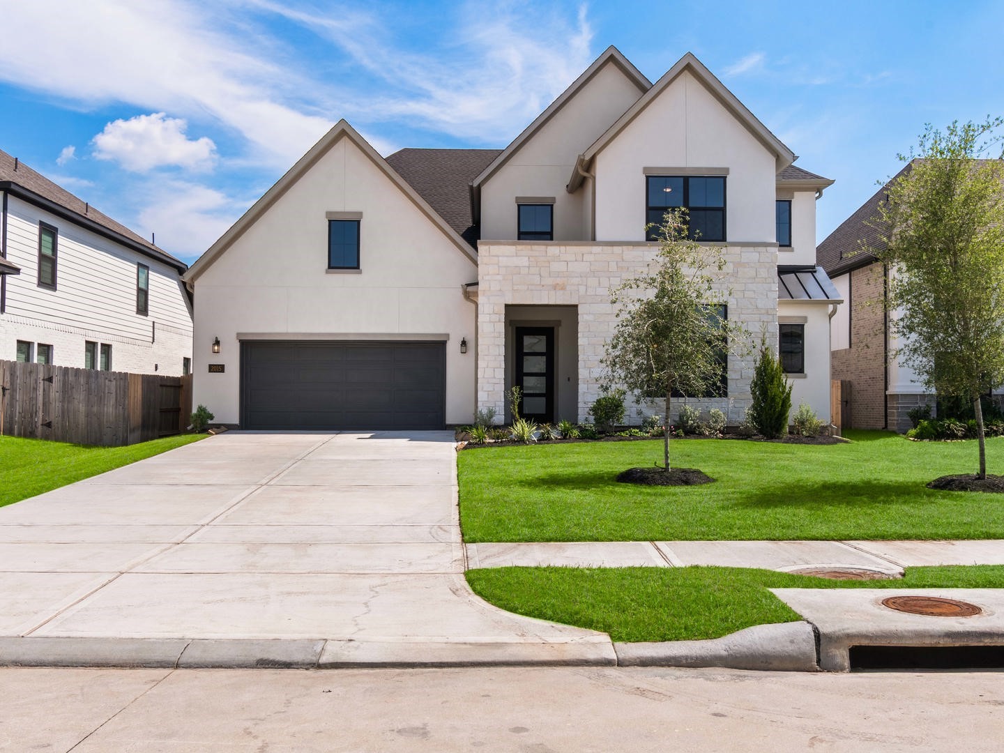 2015 Serene Springs Drive Property Photo 2