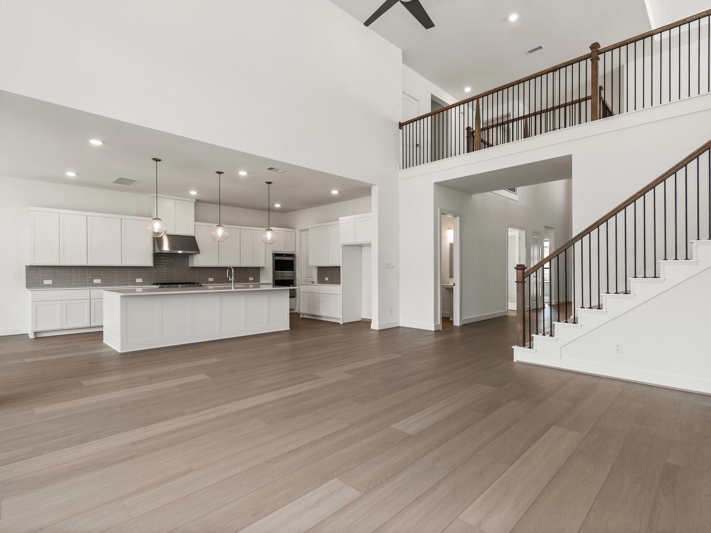 2015 Serene Springs Drive Property Photo 9