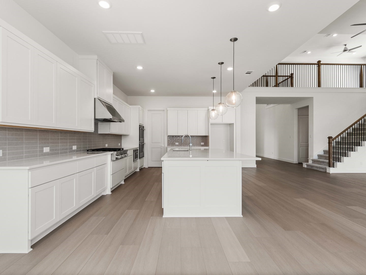 2015 Serene Springs Drive Property Photo 14