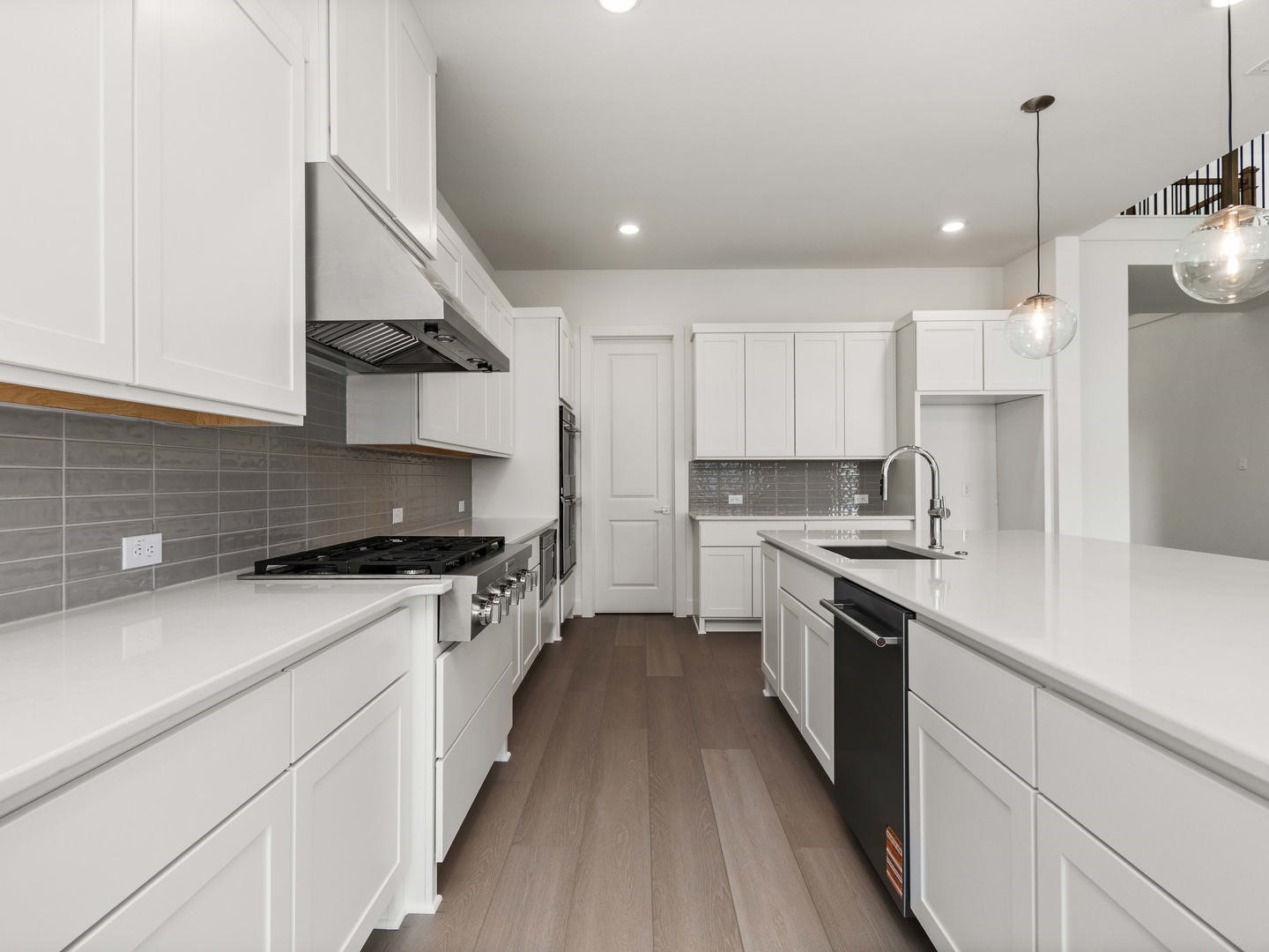 2015 Serene Springs Drive Property Photo 15