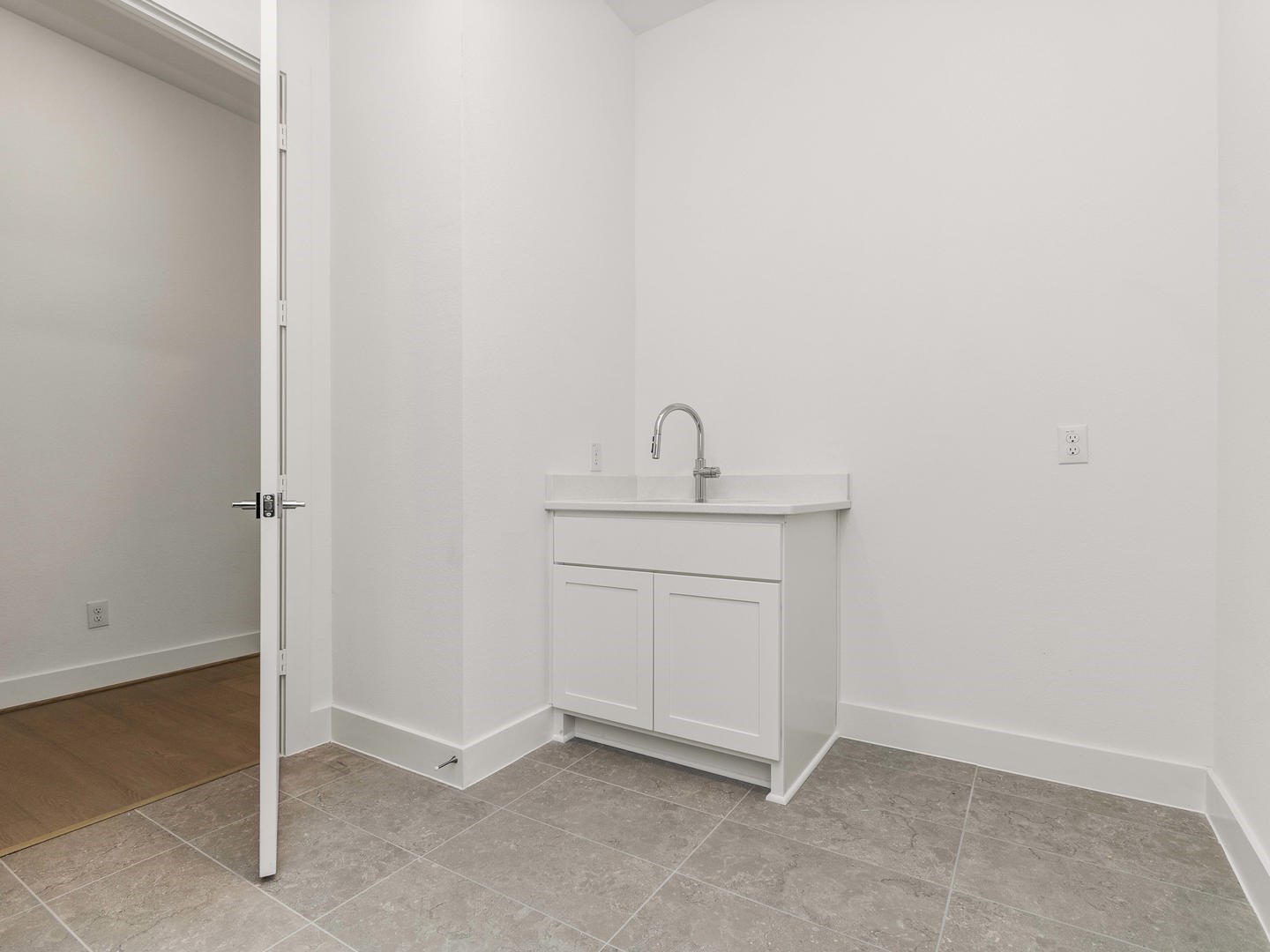 2015 Serene Springs Drive Property Photo 22
