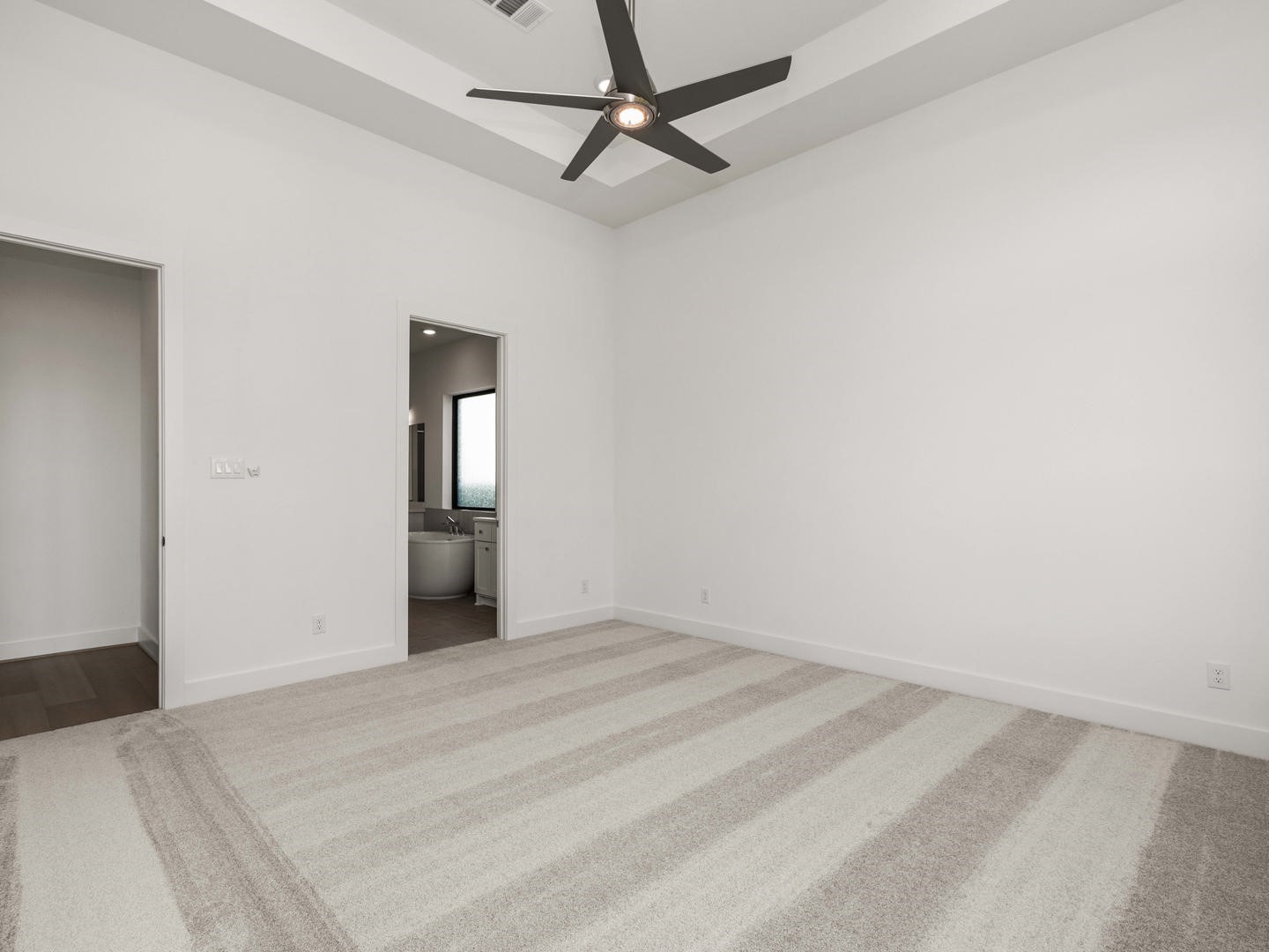 2015 Serene Springs Drive Property Photo 28