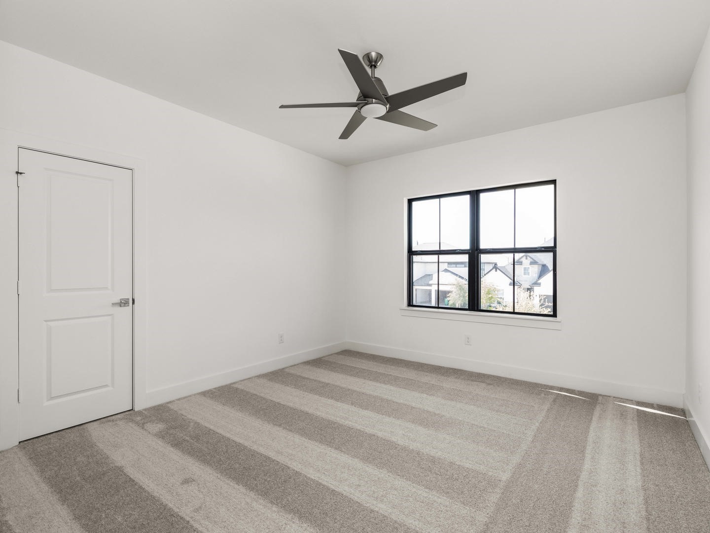 2015 Serene Springs Drive Property Photo 40