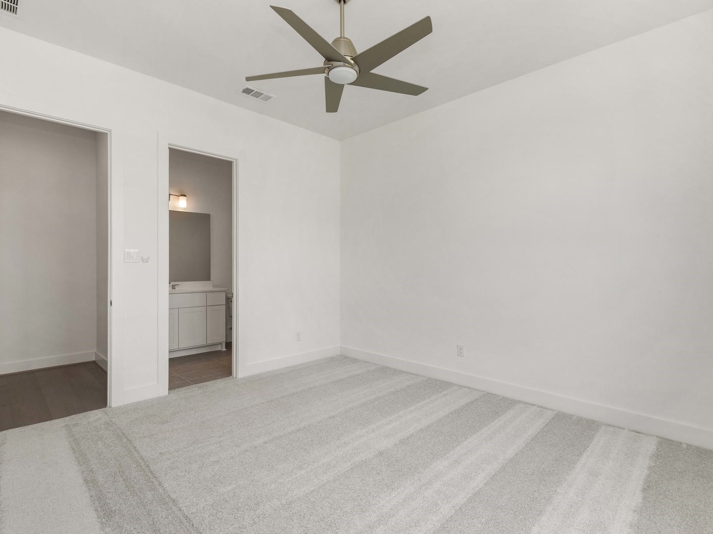 2015 Serene Springs Drive Property Photo 42