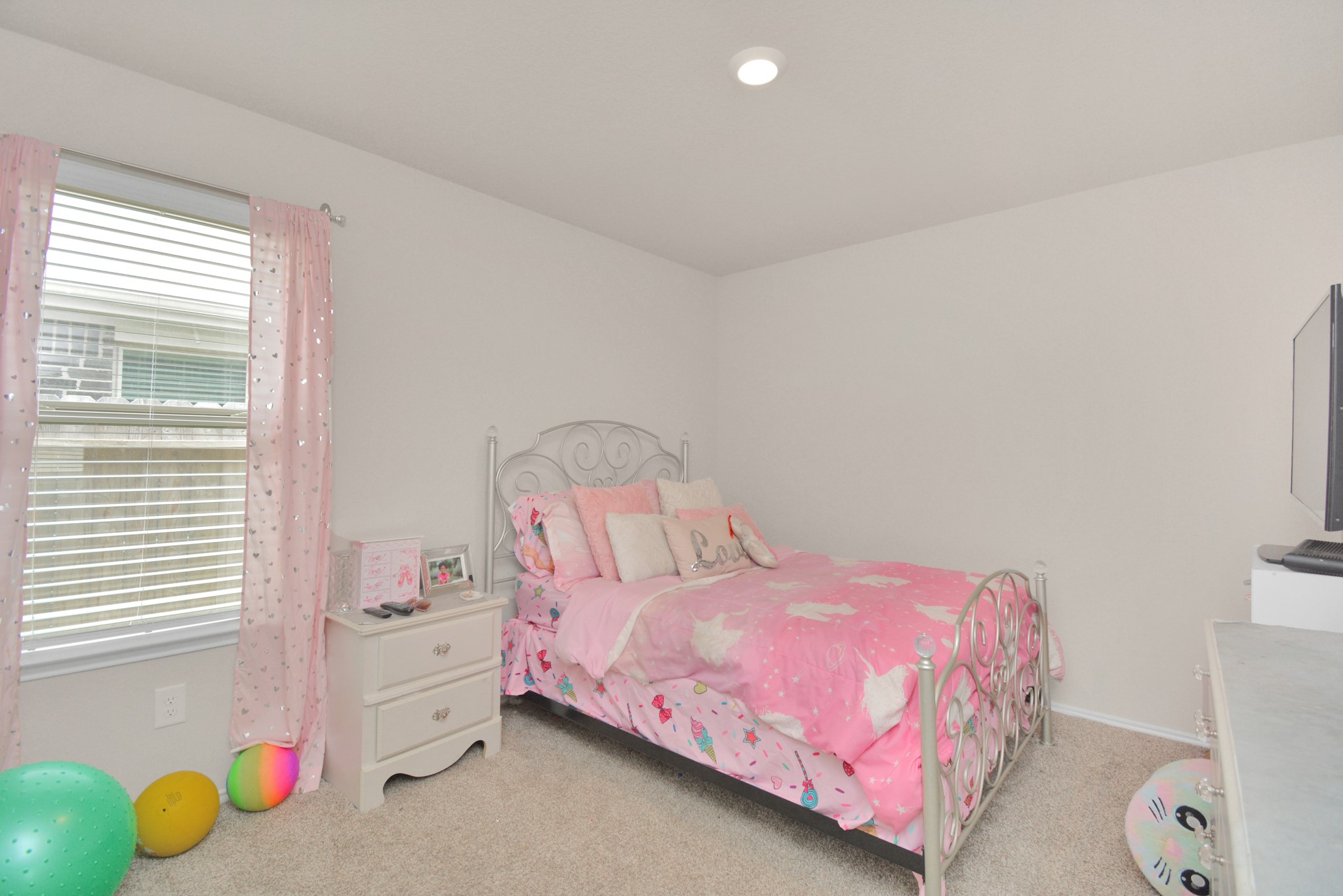 21114 Waze Lewis Drive Property Photo 12
