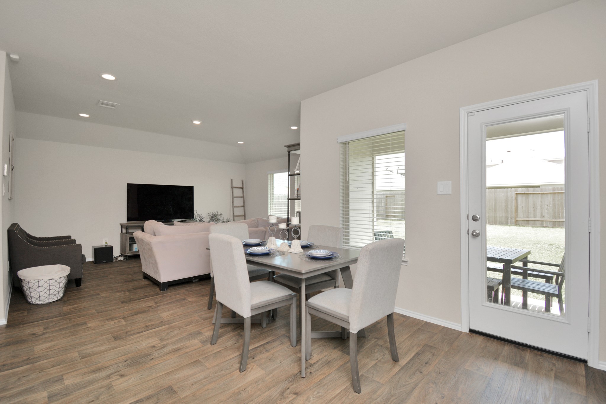 21114 Waze Lewis Drive Property Photo 15