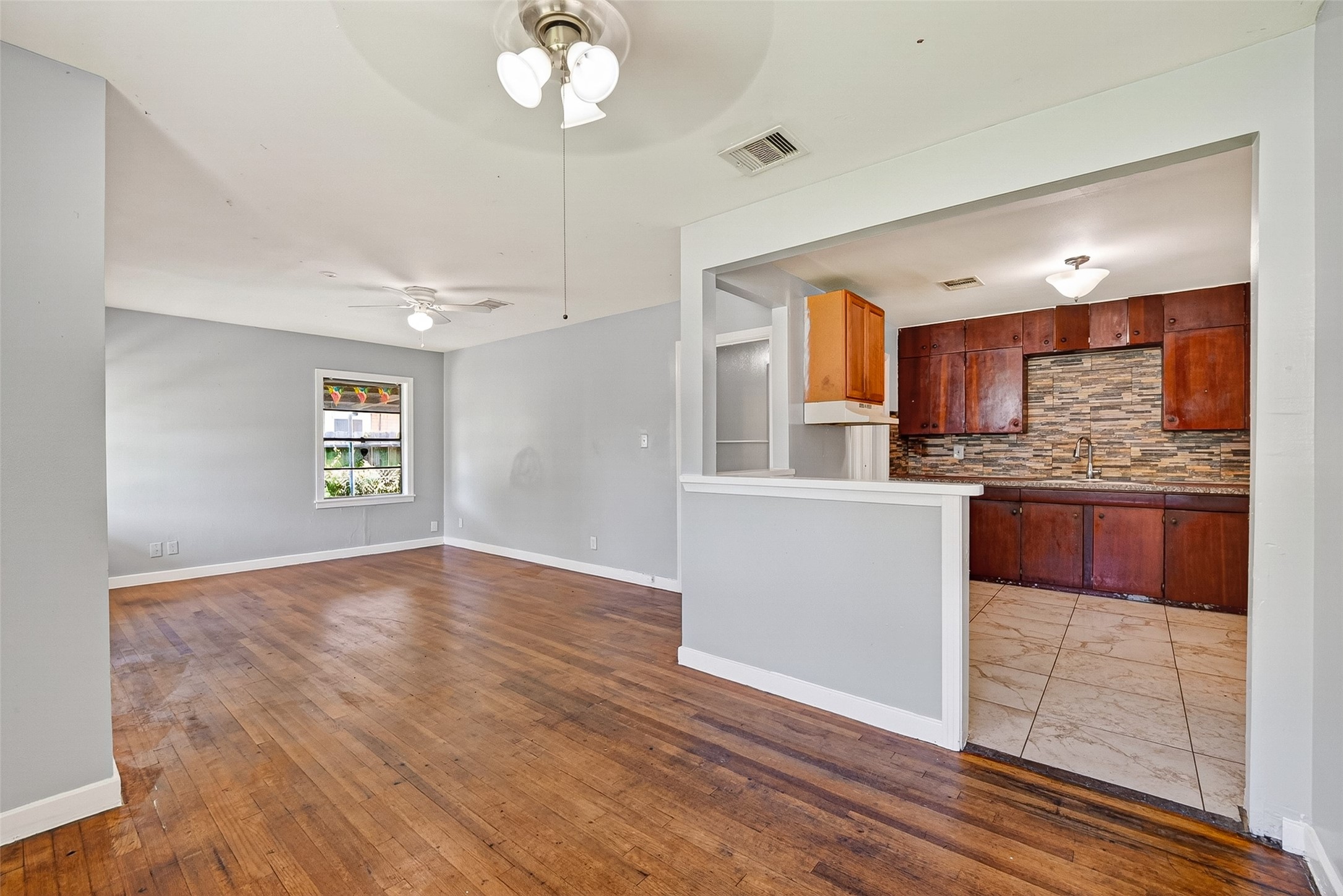 5934 Belmark Street Property Photo 8