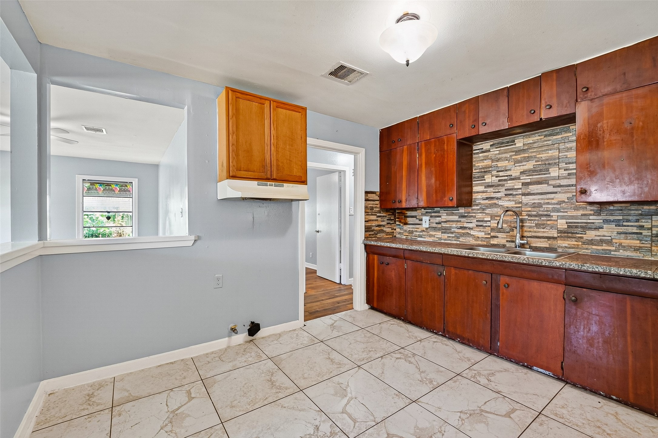 5934 Belmark Street Property Photo 9