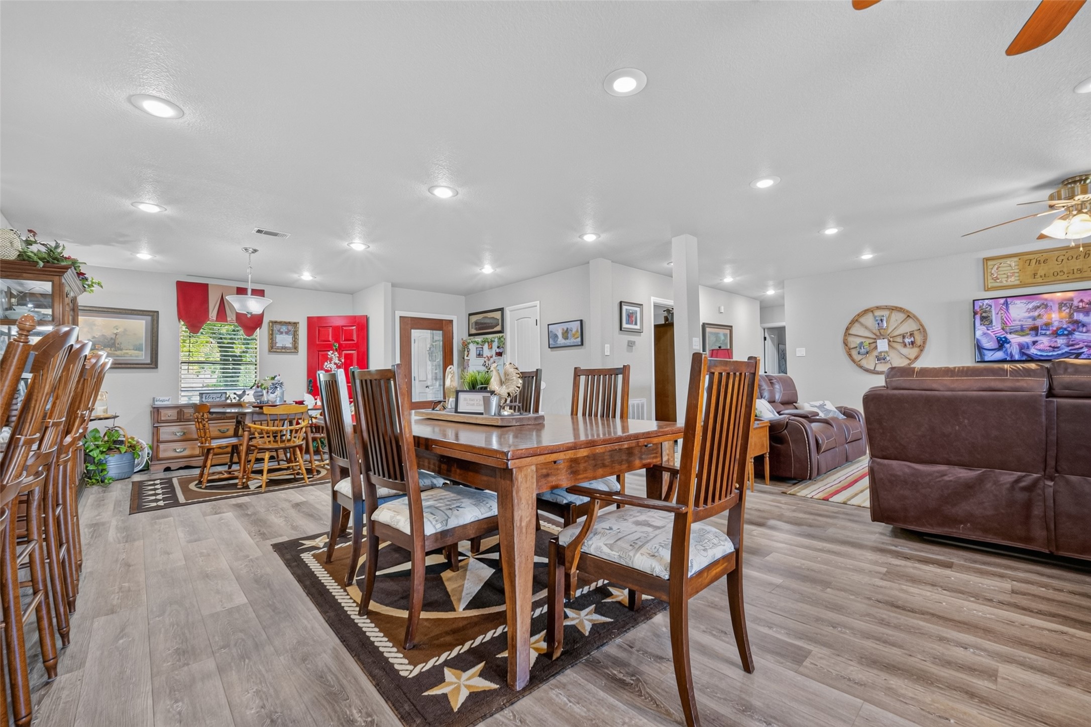 14116 Almeda School Road Property Photo 16