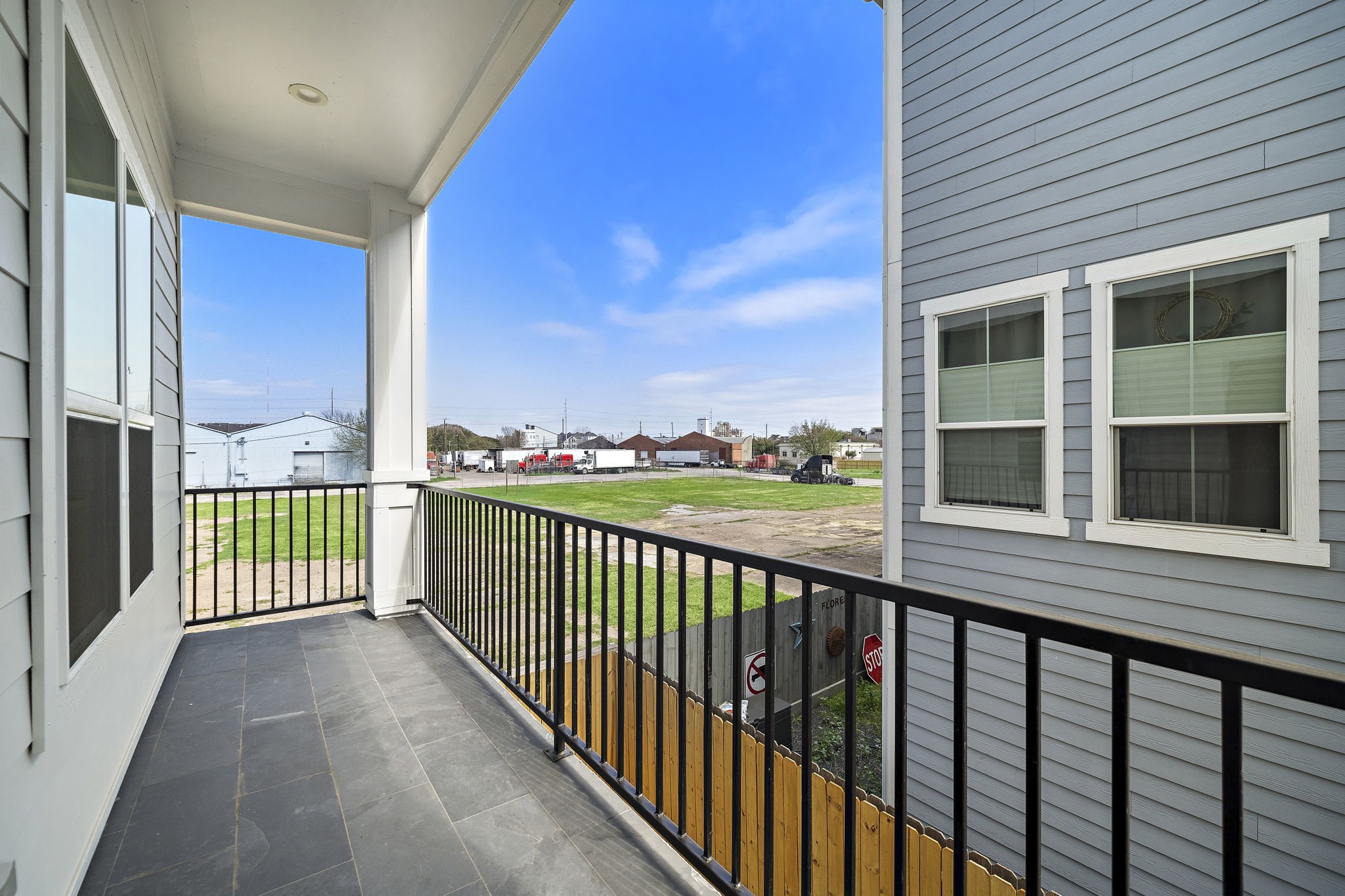1433 Ennis Street Property Photo 21