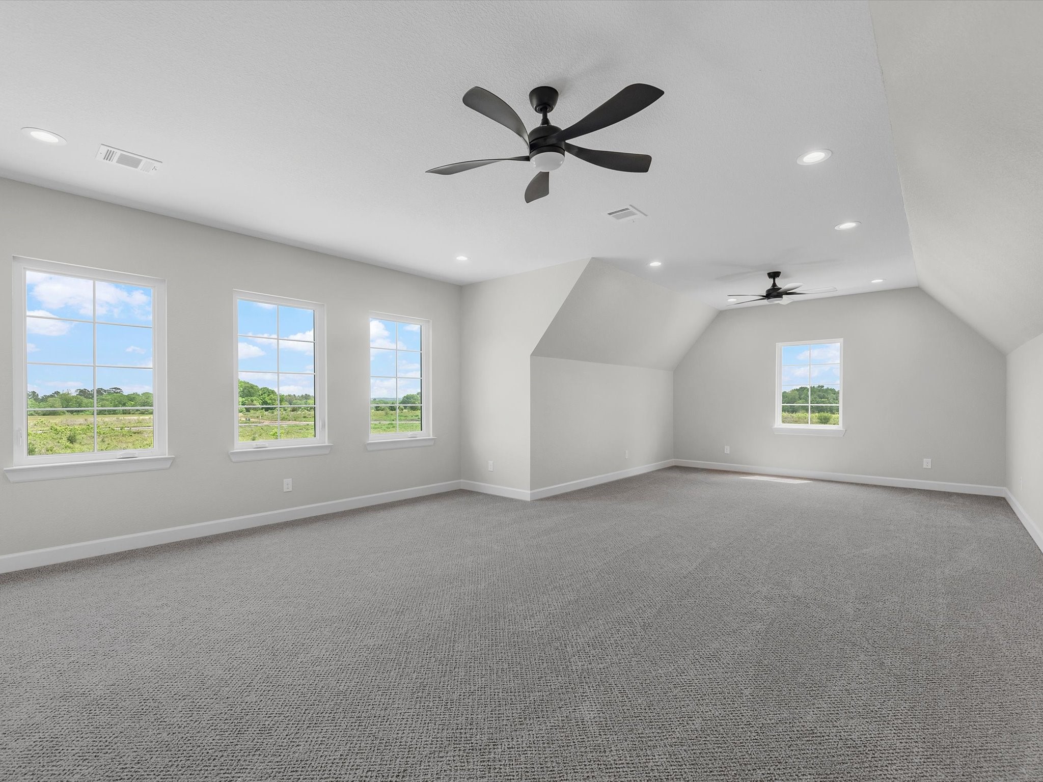10039 Lakeside Oaks Dr Property Photo 34