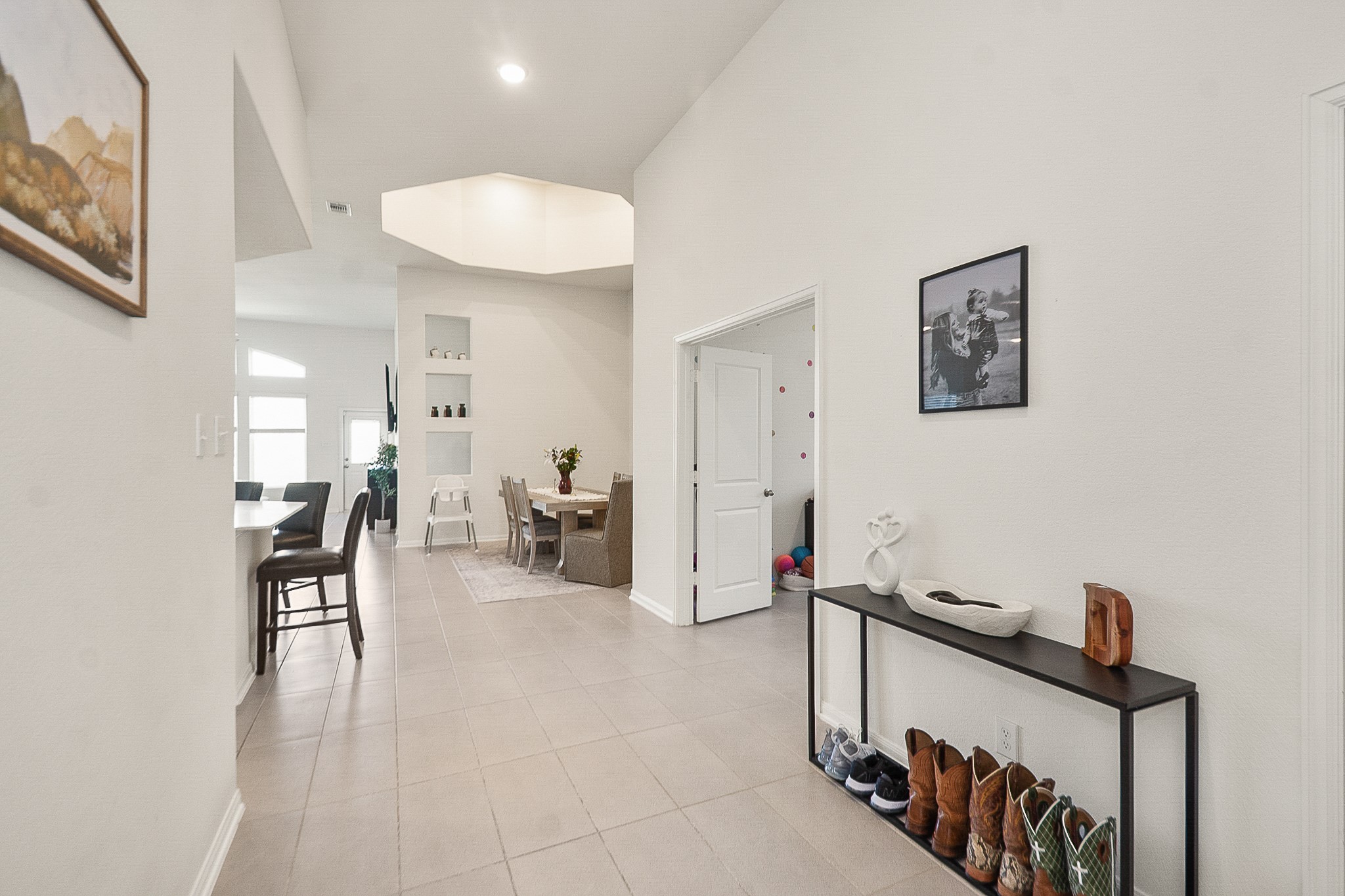 418 Wellshire Drive Property Photo 8
