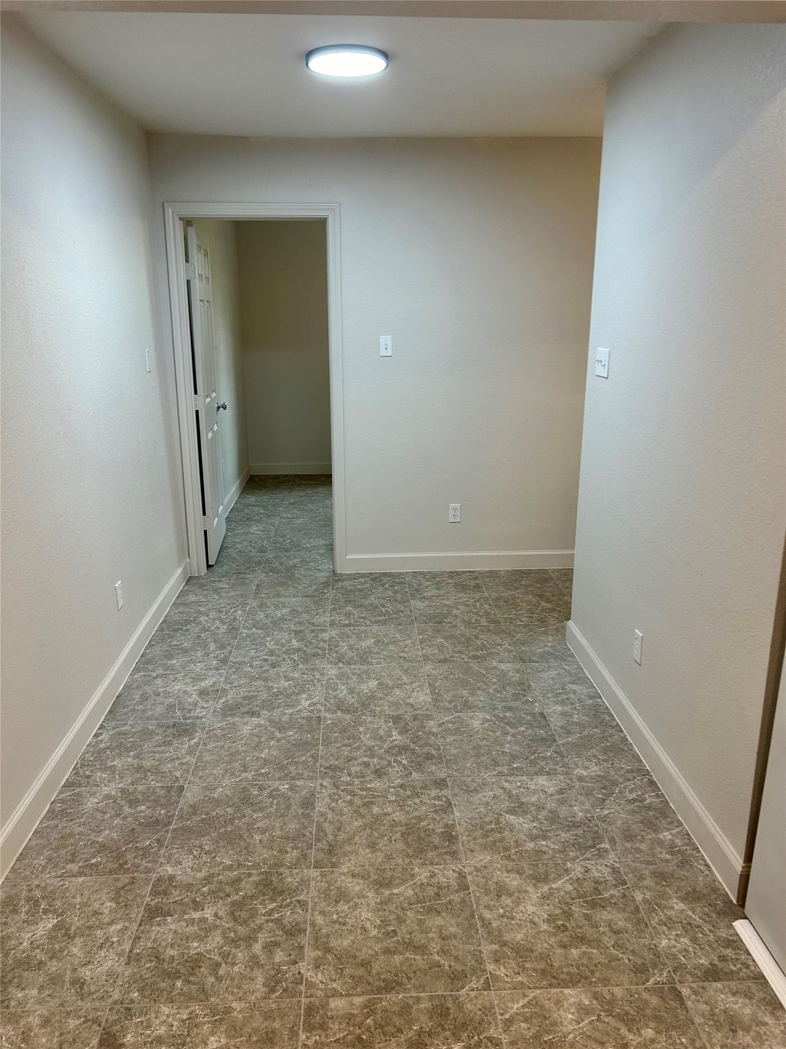 8510 Vogue Lane B Property Photo 4