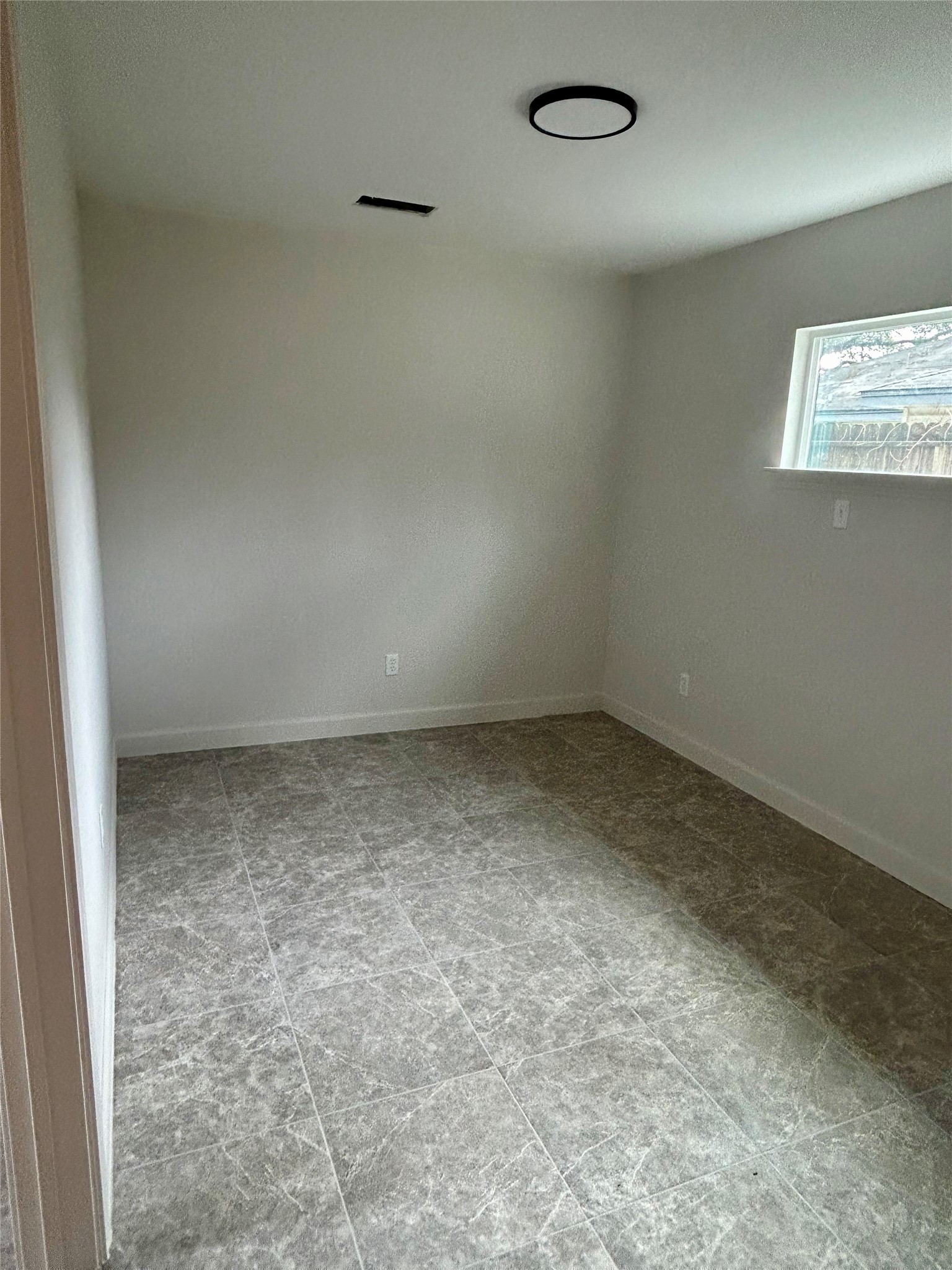 8510 Vogue Lane B Property Photo 9
