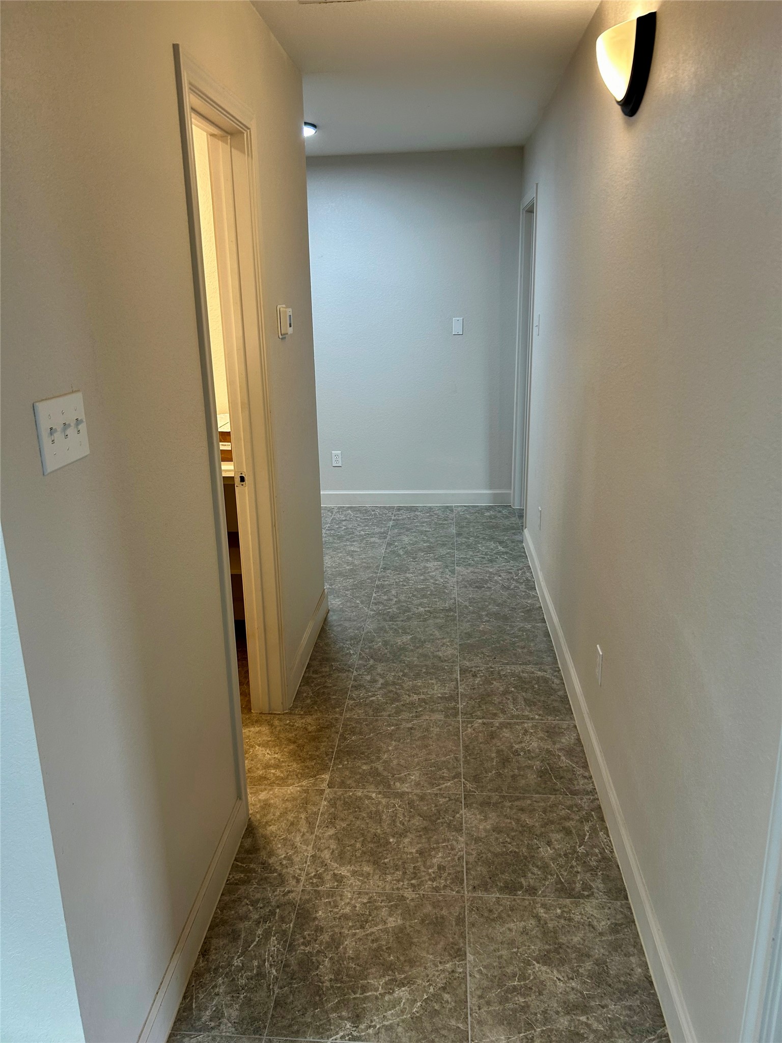 8510 Vogue Lane B Property Photo 10