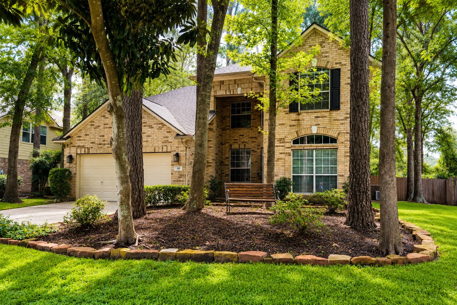 98 W Knightsbridge Drive Property Photo 1