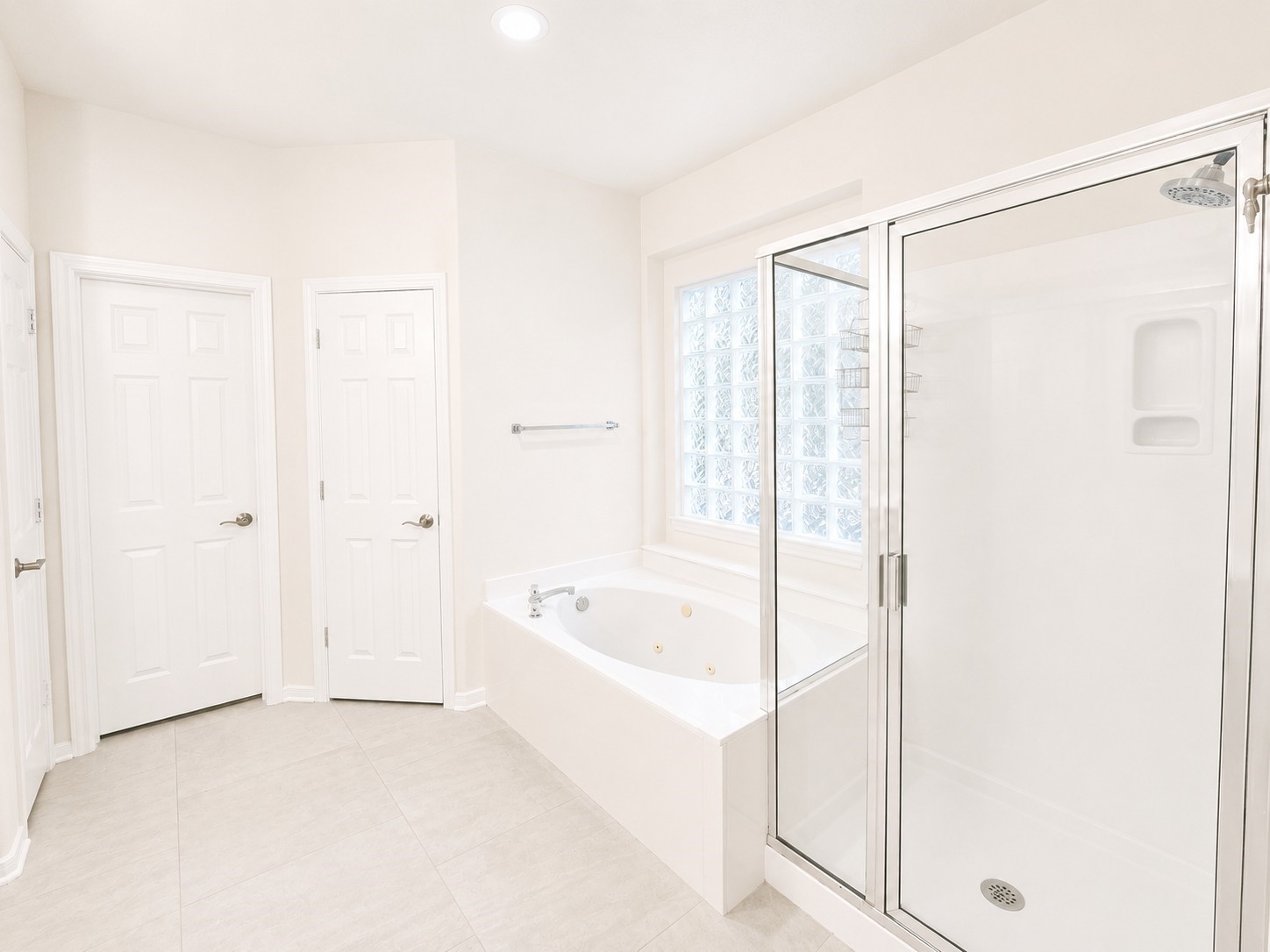 98 W Knightsbridge Drive Property Photo 18