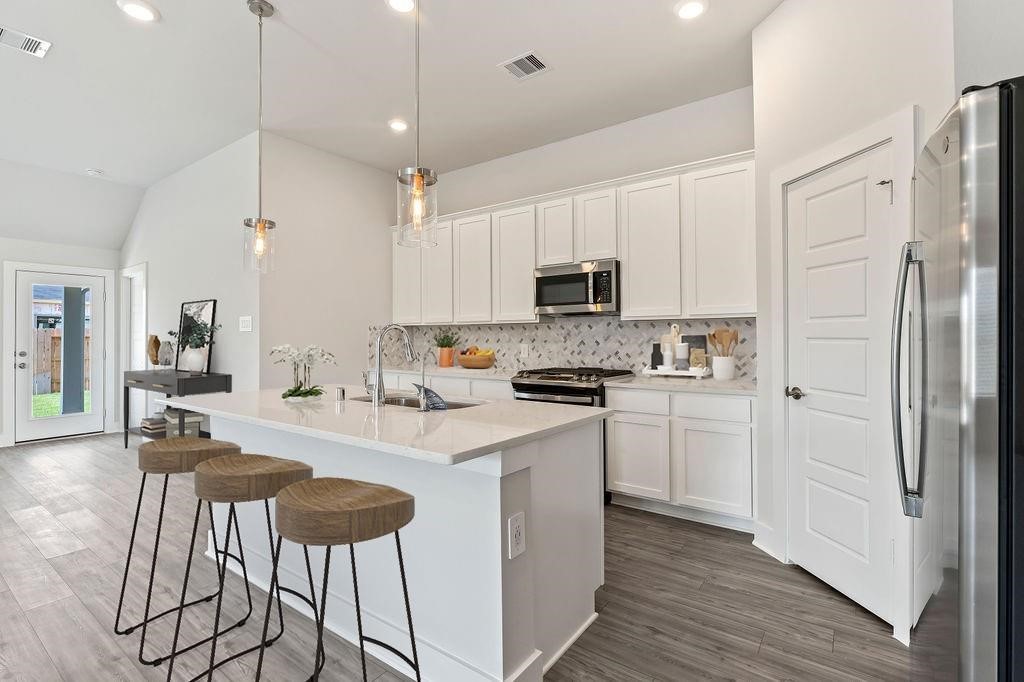 9903 Silverling Court Property Photo 8