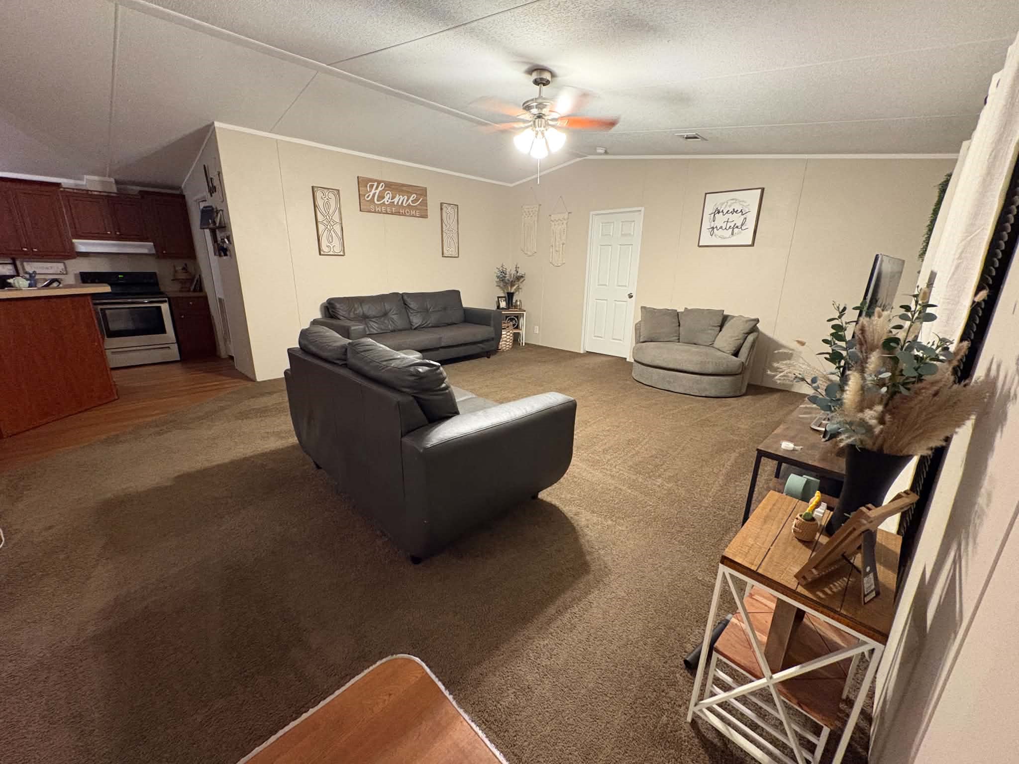 18318 Brumbelow Rd Property Photo 5