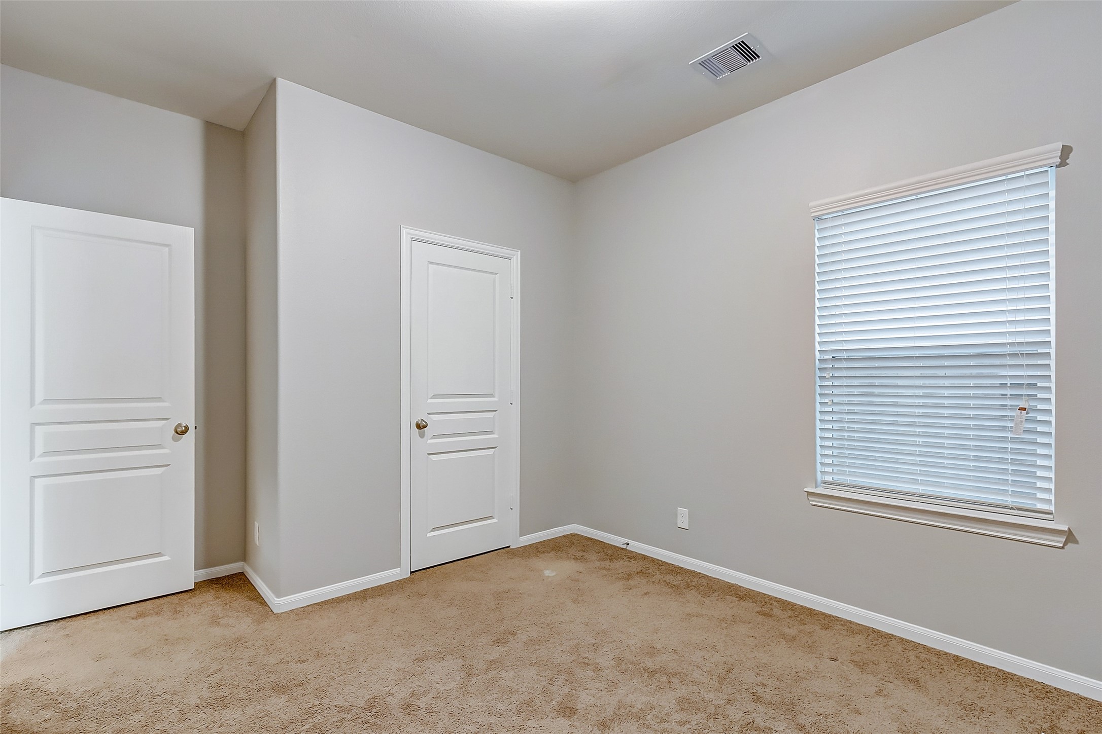 7411 Foxwaithe Lane Property Photo 12