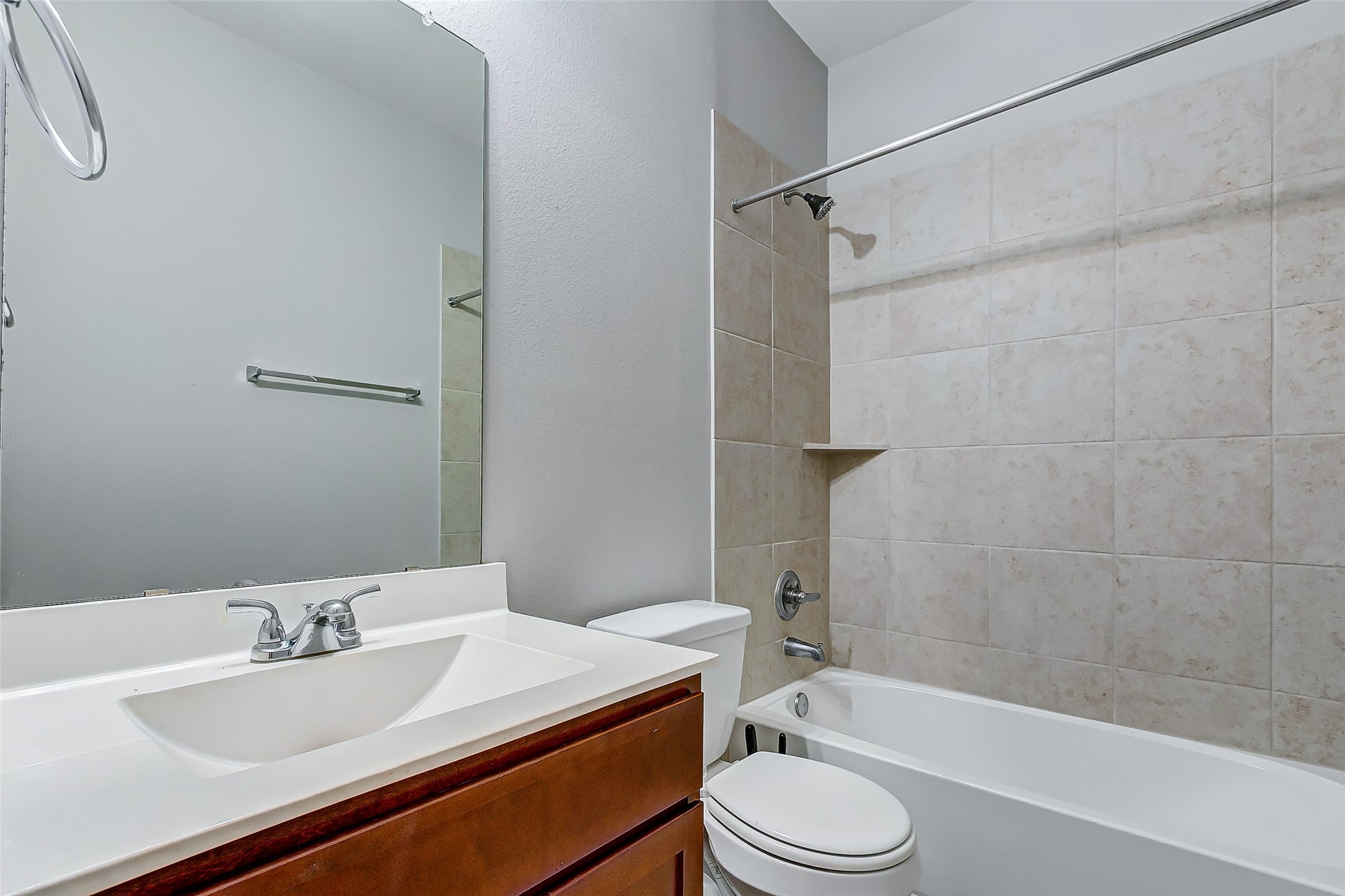 7411 Foxwaithe Lane Property Photo 13
