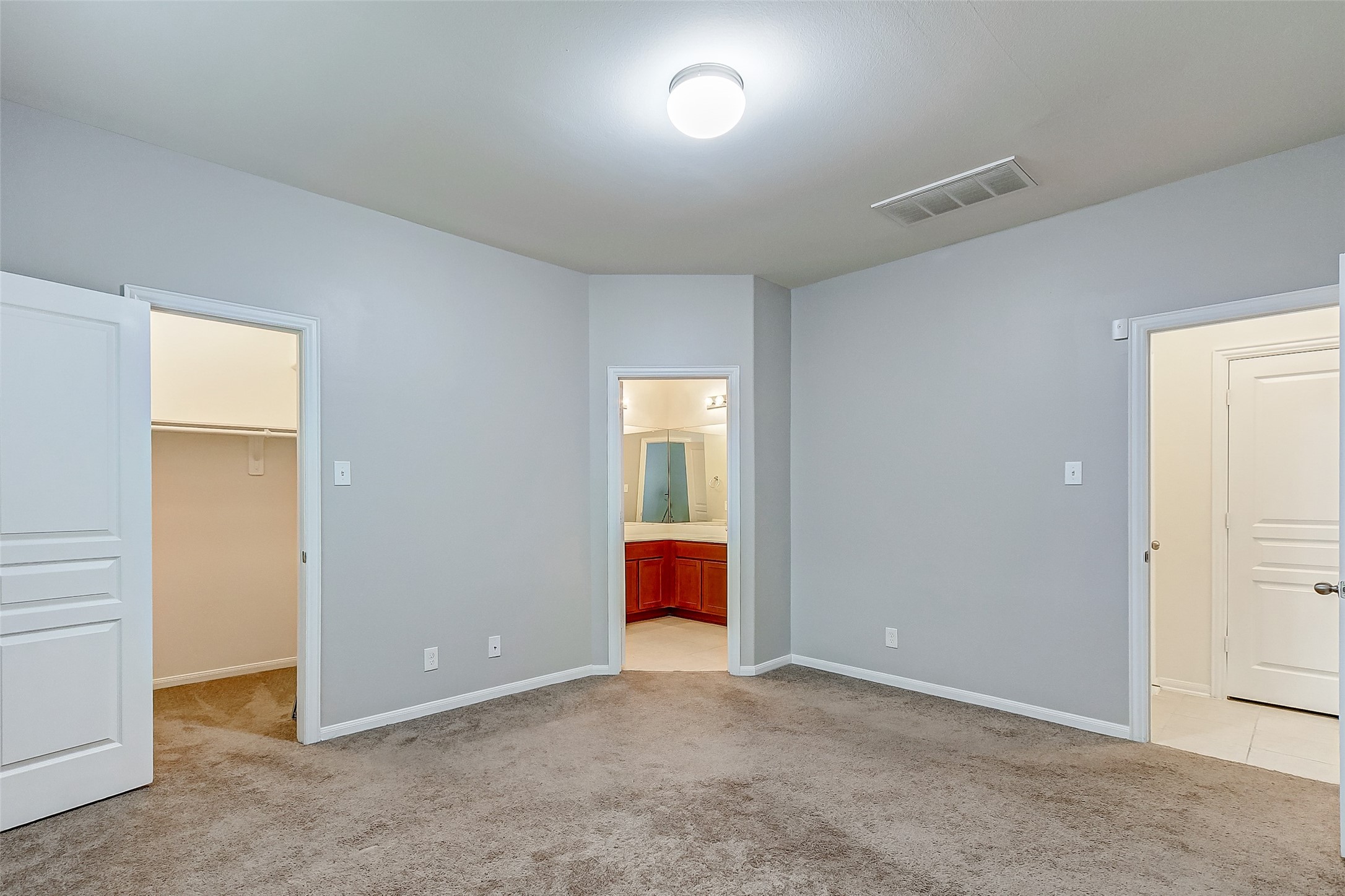 7411 Foxwaithe Lane Property Photo 17