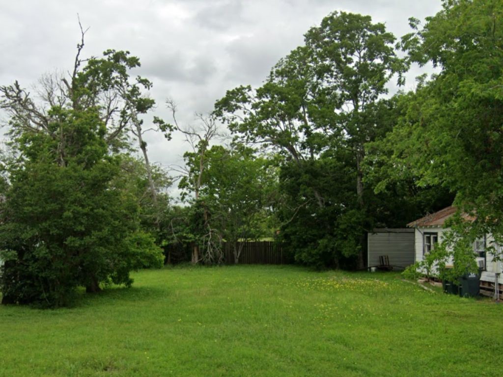 309 E Converse Street Property Photo 1