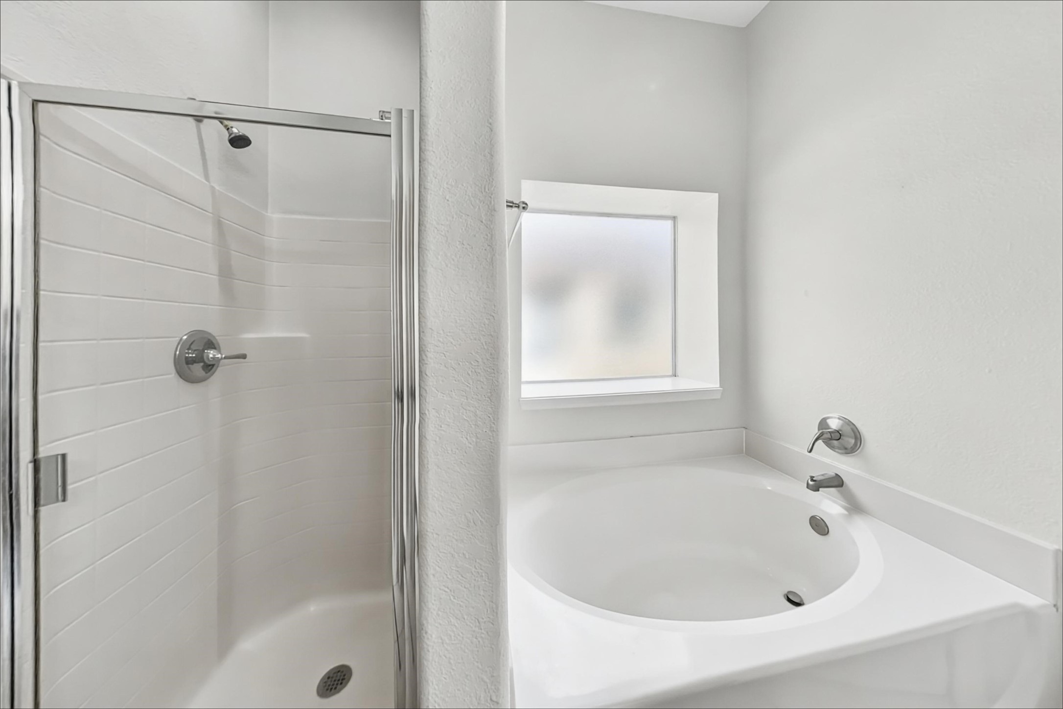 2204 Perkins Crossing Drive Property Photo 10