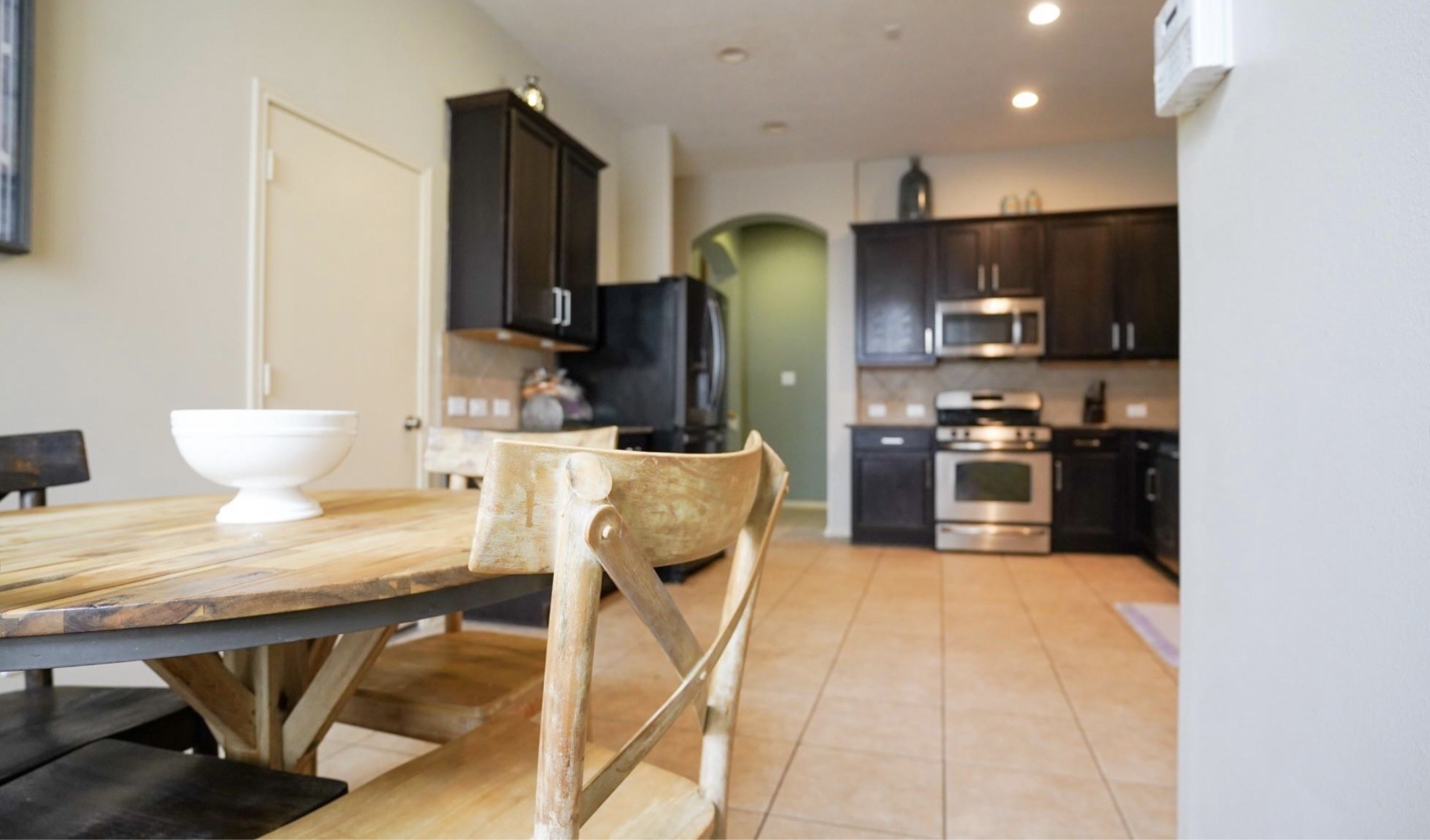 2109 Mooncrest Drive Property Photo 8