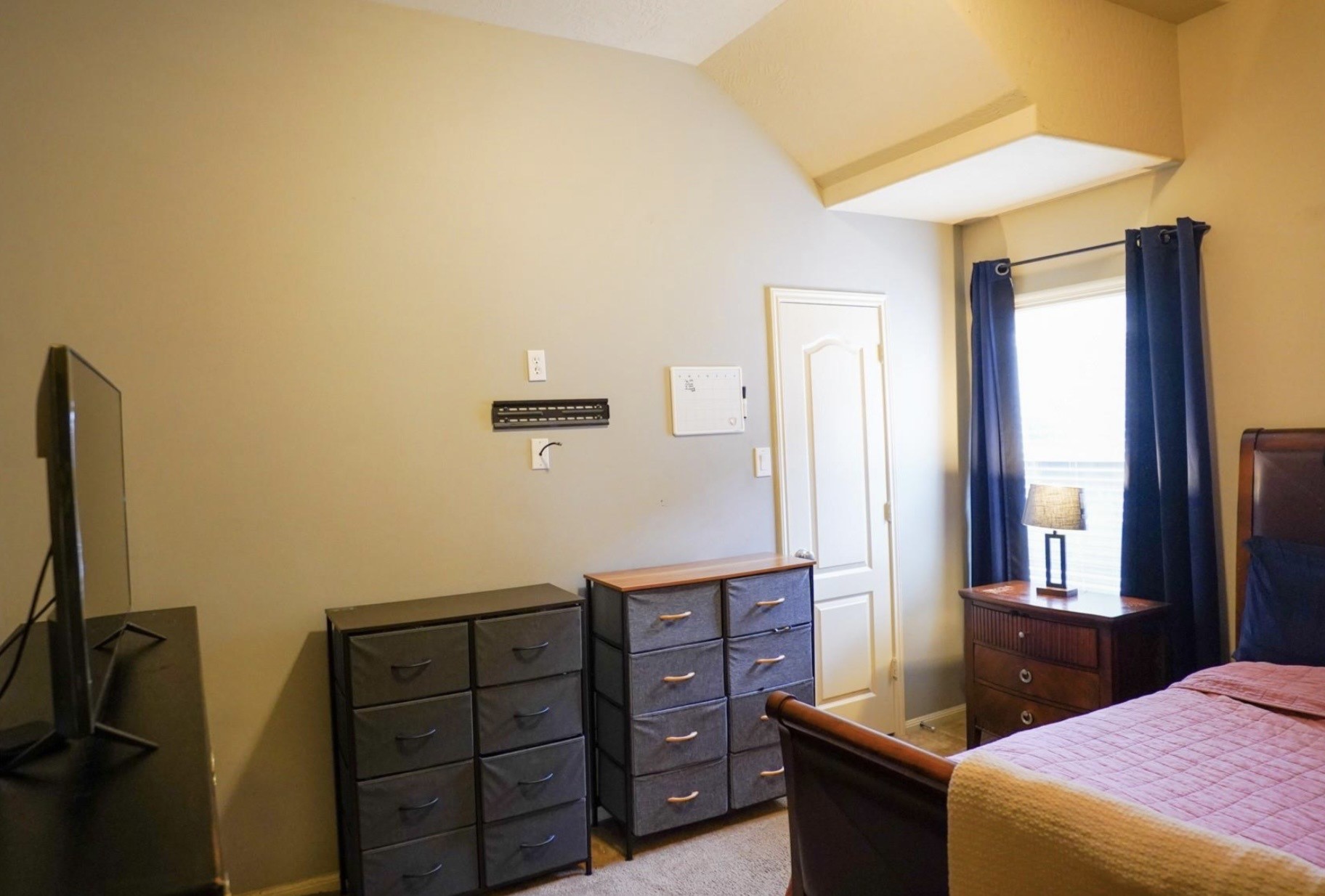 2109 Mooncrest Drive Property Photo 25