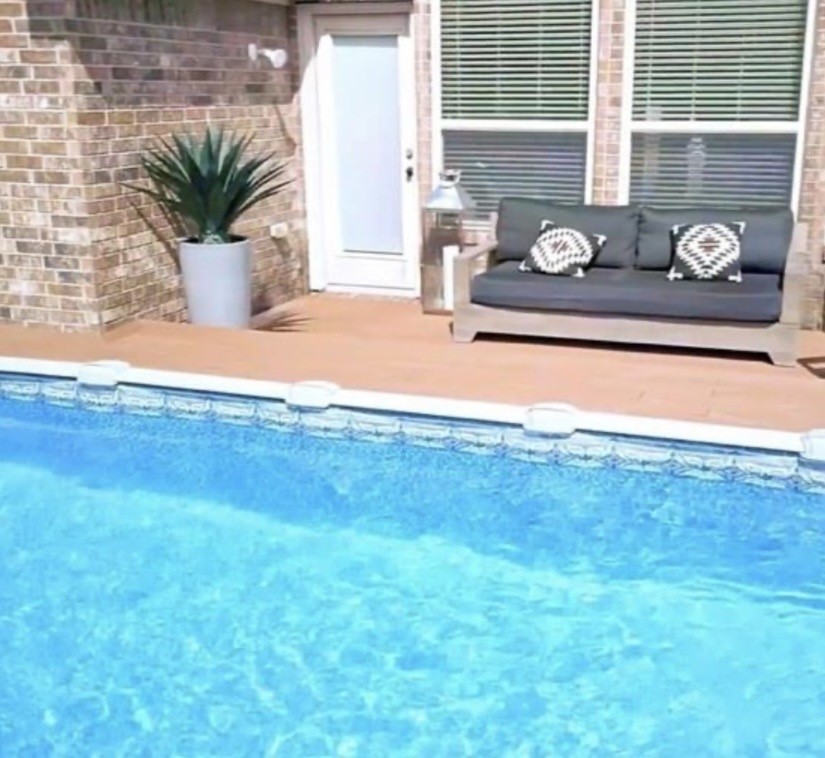 2109 Mooncrest Drive Property Photo 32