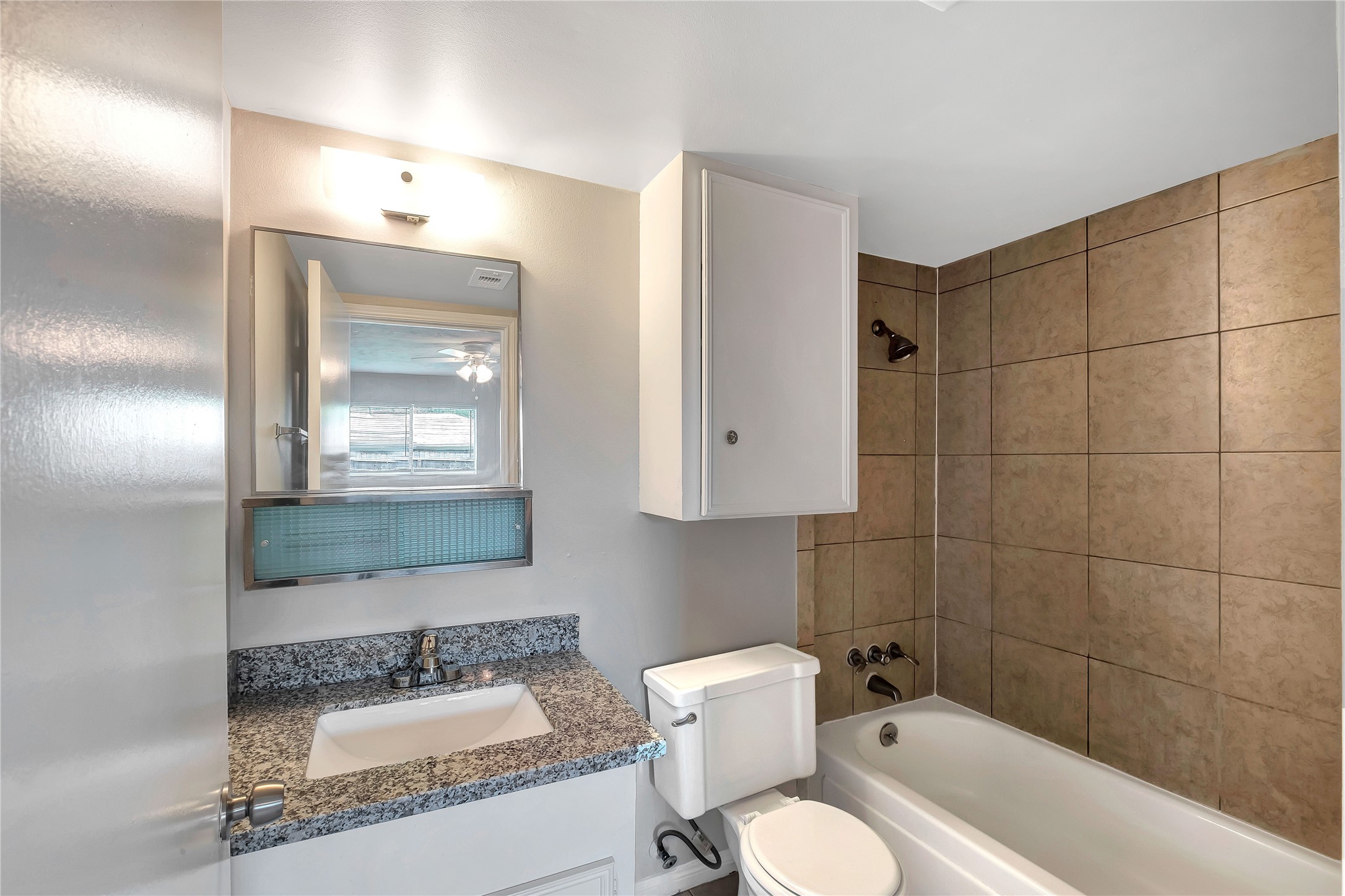 11862 S Evelyn Circle Property Photo 9