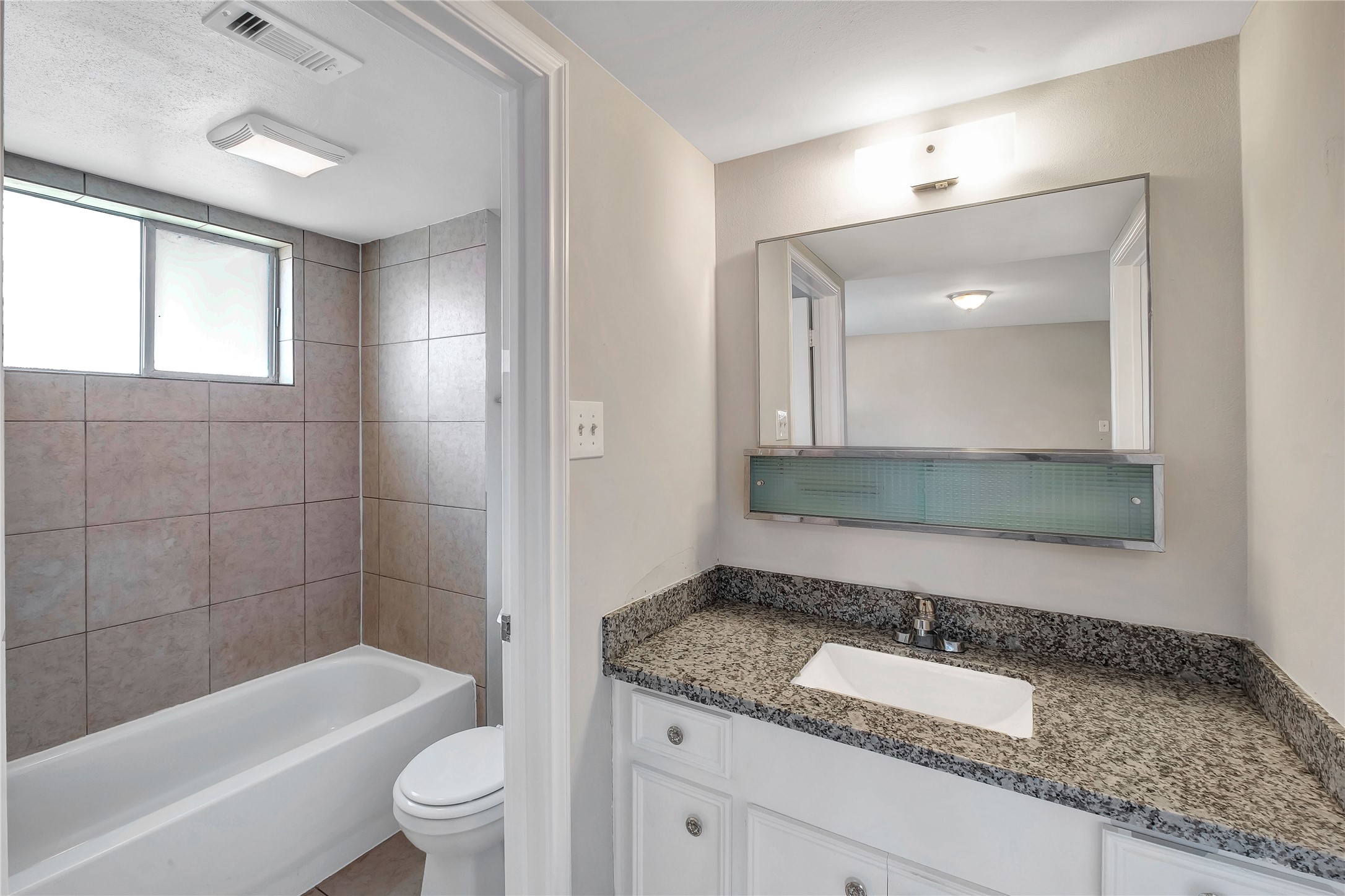 11862 S Evelyn Circle Property Photo 10