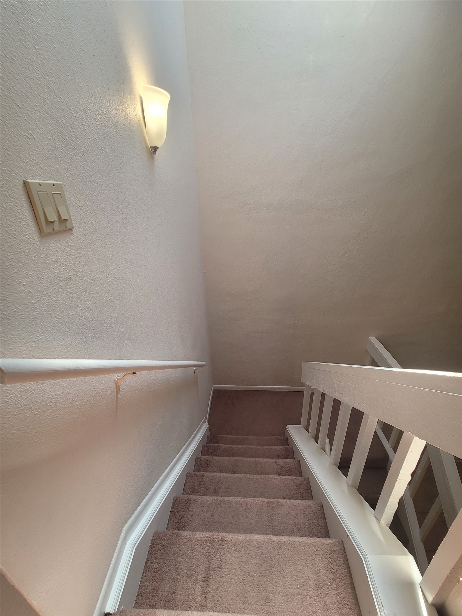 7523 Beaudelaire Circle Property Photo 9