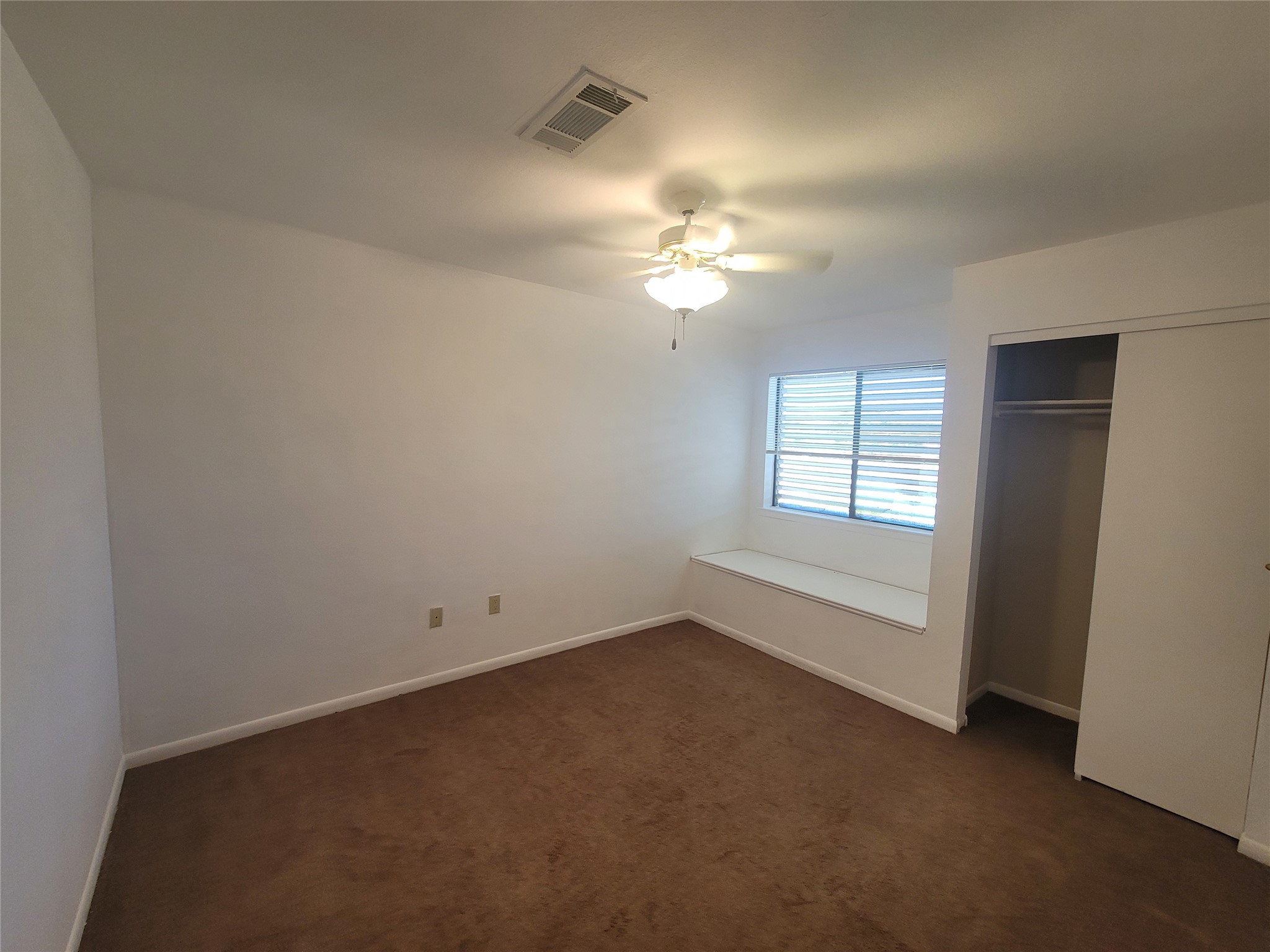 7523 Beaudelaire Circle Property Photo 16