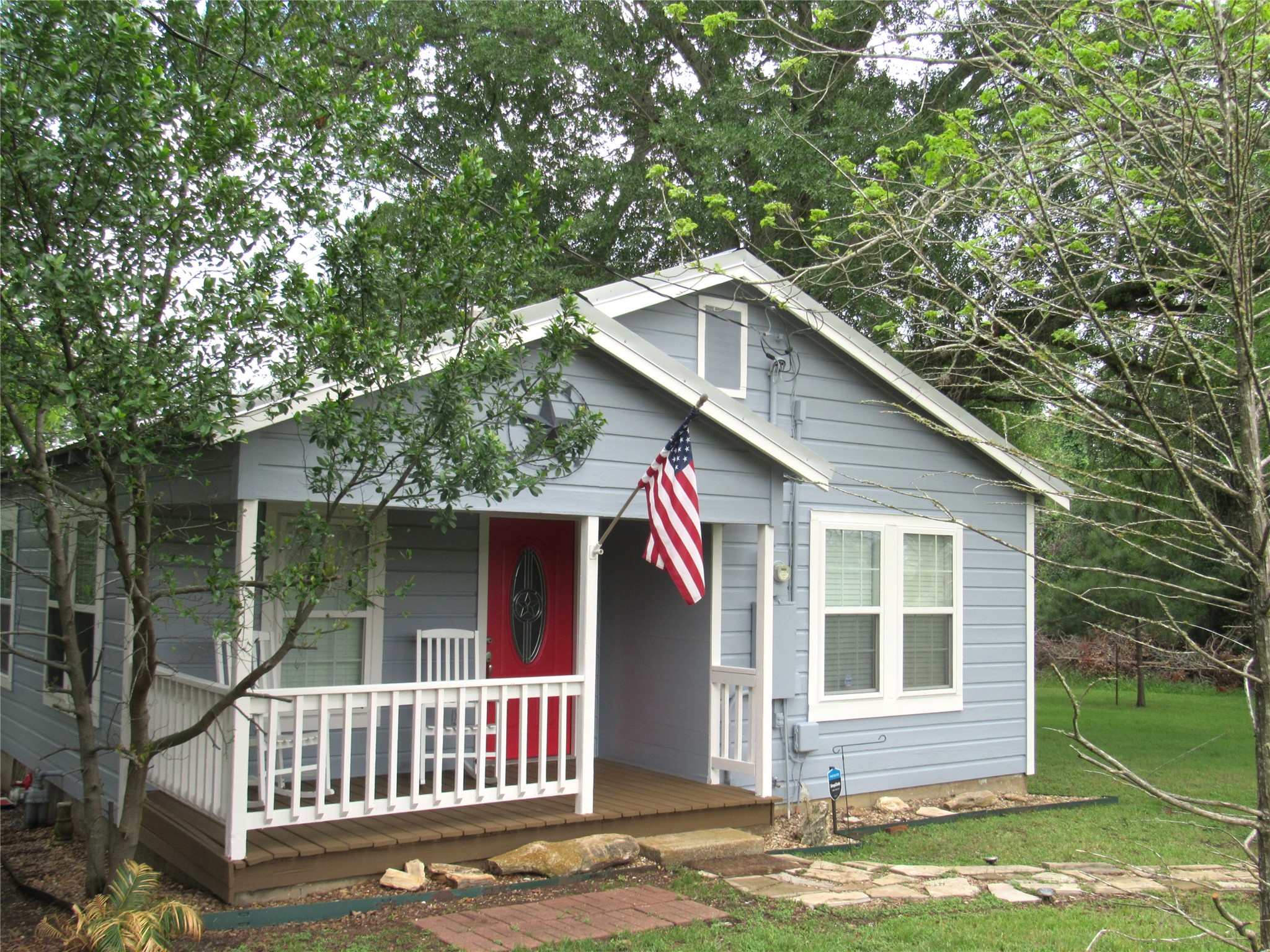 1013 Prairie Lea Street Property Photo 1