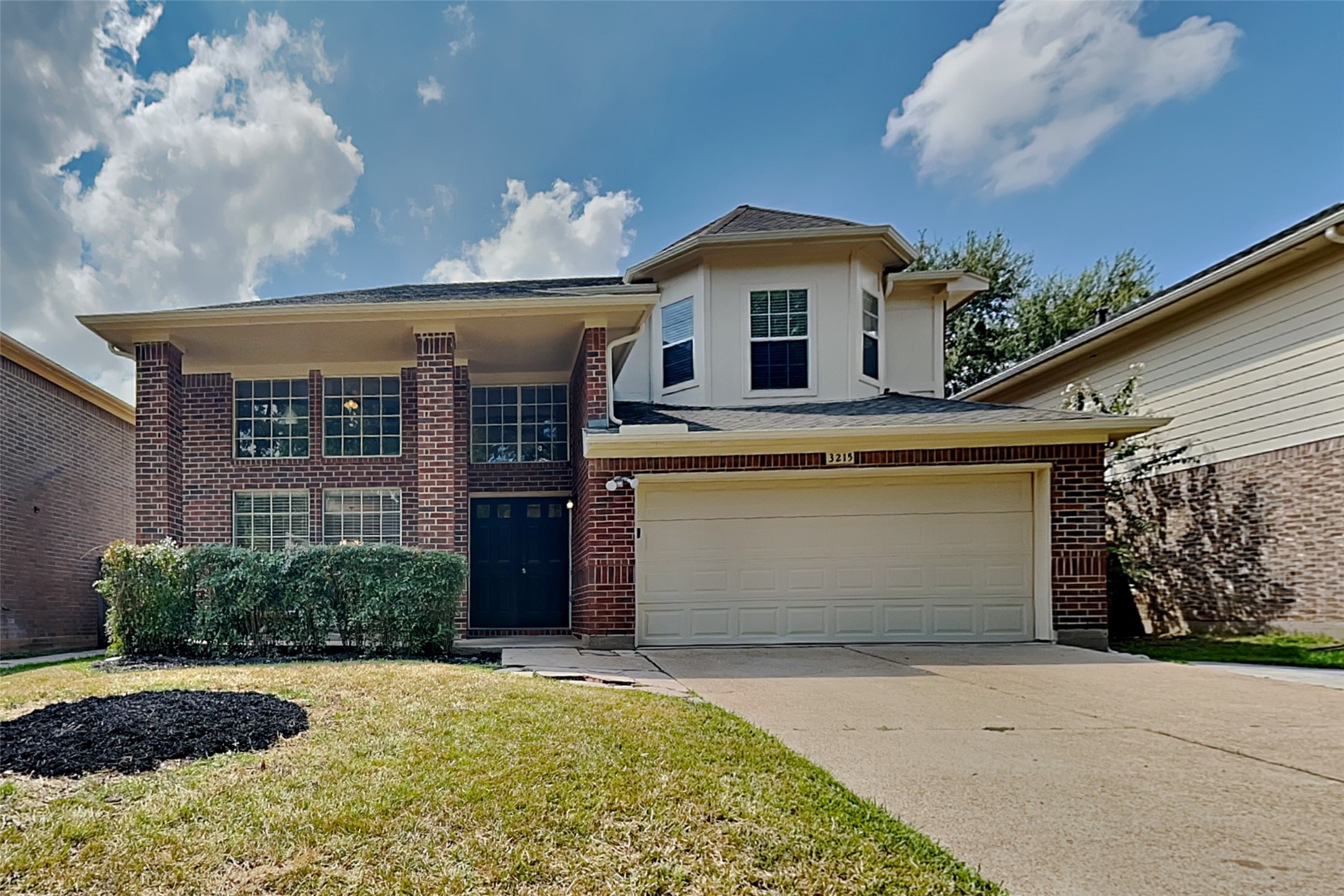 3215 Broken Bough Drive Property Photo 1