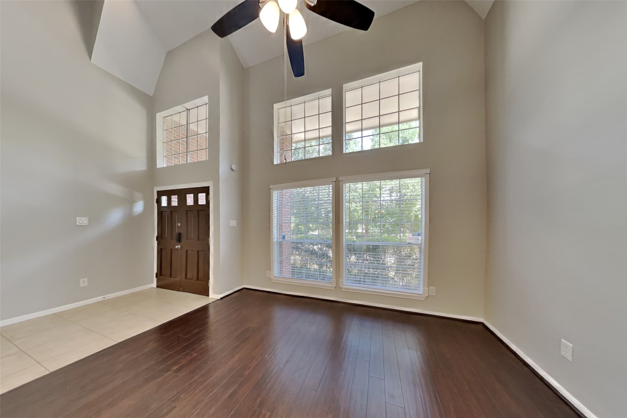 3215 Broken Bough Drive Property Photo 2